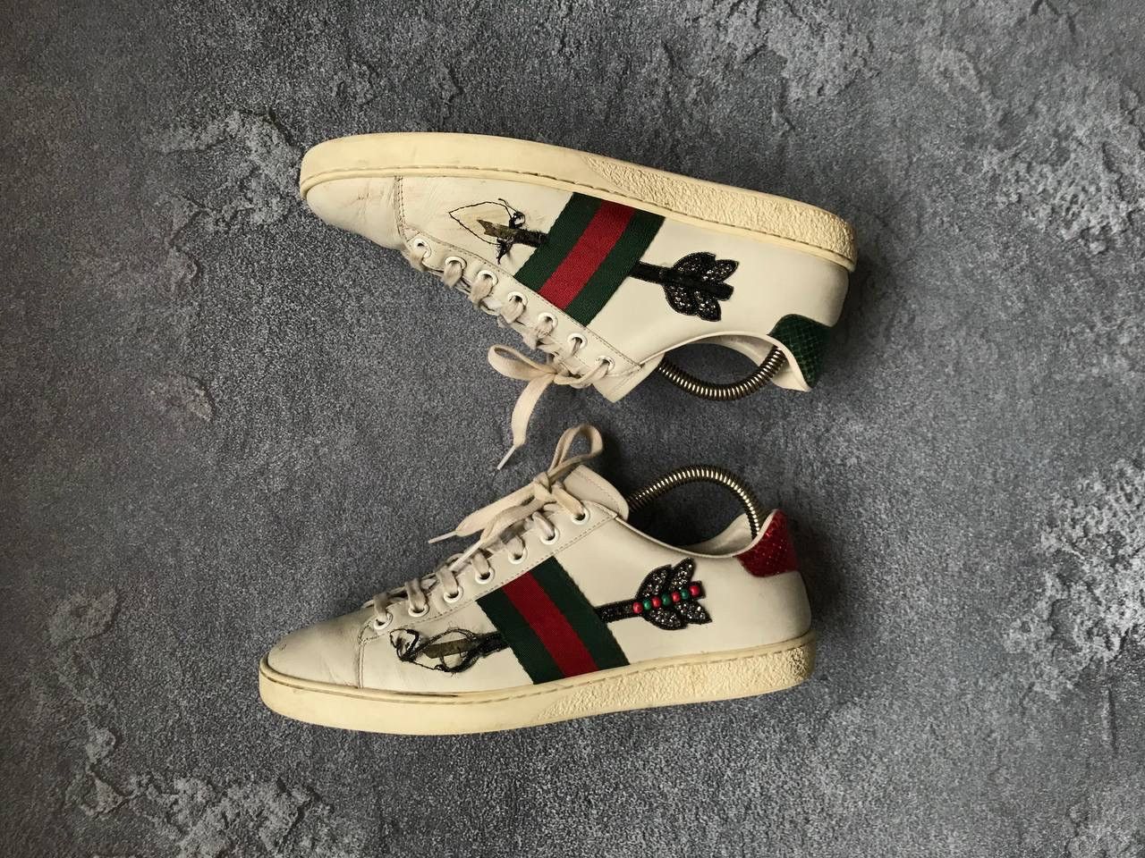 Gucci × Vintage Vintage Auth Gucci Ace Arrow OG Leather Sneaker Sz 38 Size US 8 / IT 38 - 4 Thumbnail