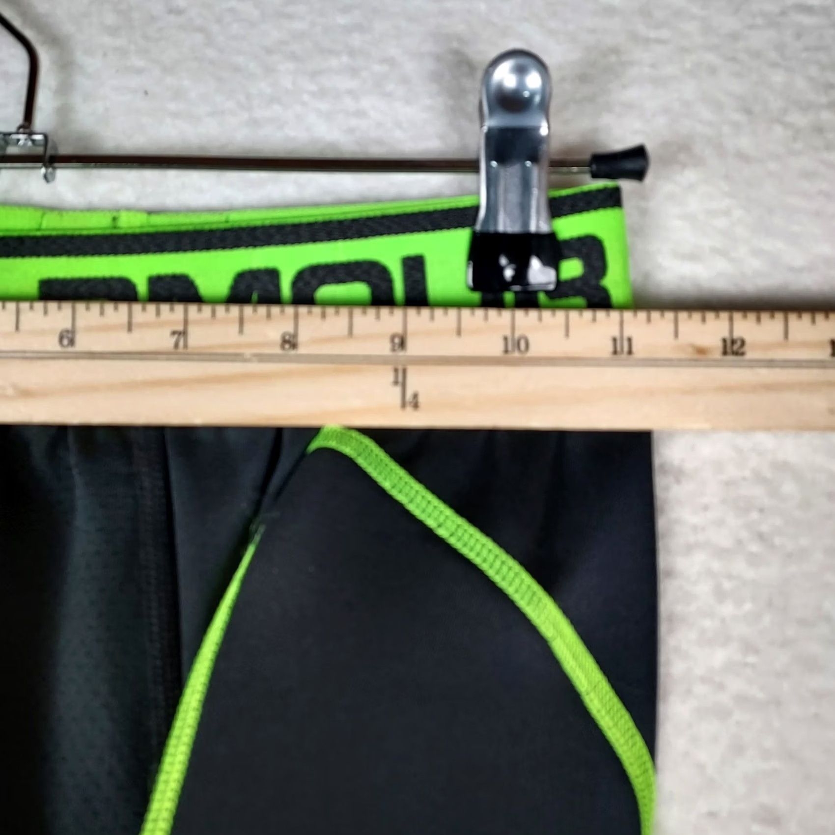 Under Armour Under Armour HeatGear Compression Shorts Mens Small Black Green GameDay Size US 29 - 7 Thumbnail
