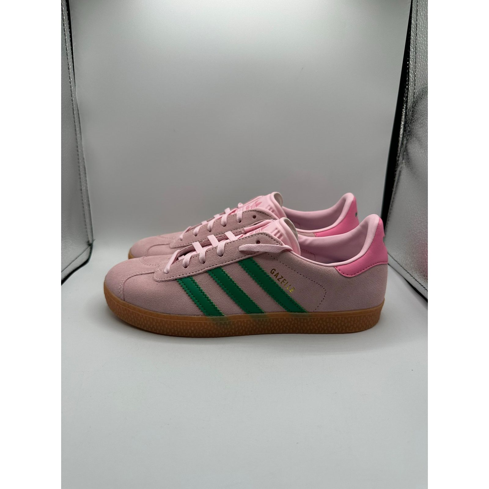 Adidas Adidas Gazelle J “Clear Pink Court Green” size 7y Size US 8.5 / IT 38.5 - 1 Thumbnail