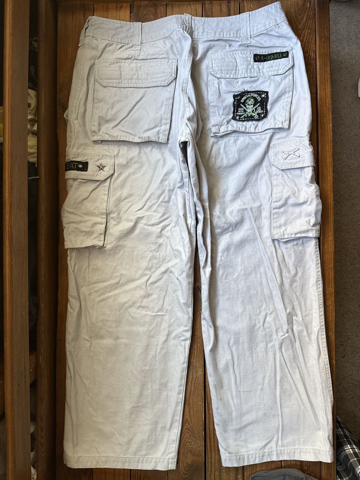Vintage Vintage Y2K Regal Wear Army Military Patch Grey Cargo Pants Size US 36 / EU 52 - 2 Thumbnail