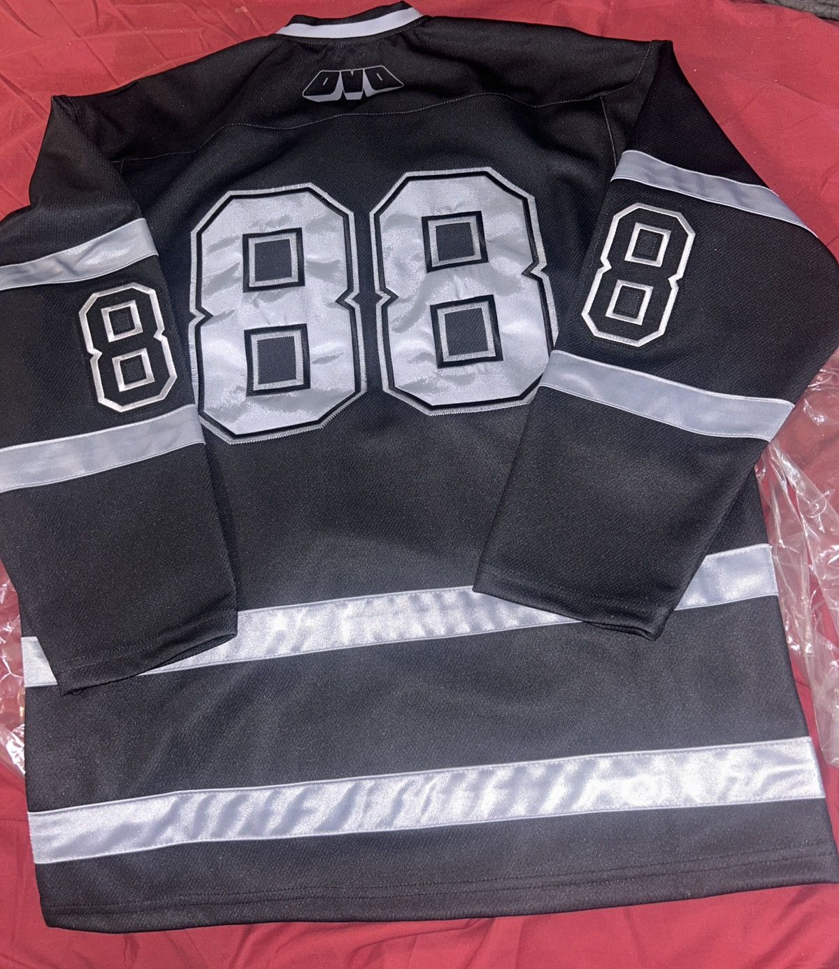 October's Very Own Octobers very own ovo marvel venom hockey jersey Size US S / EU 44-46 / 1 - 4 Thumbnail