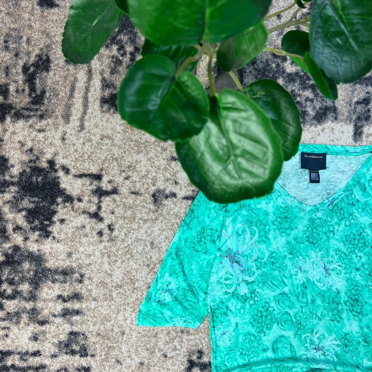 Roberto Cavalli Roberto Cavalli Floral Allover Print V-Neck Blouse T-Shirt Size S / US 4 / IT 40 - 3 Thumbnail