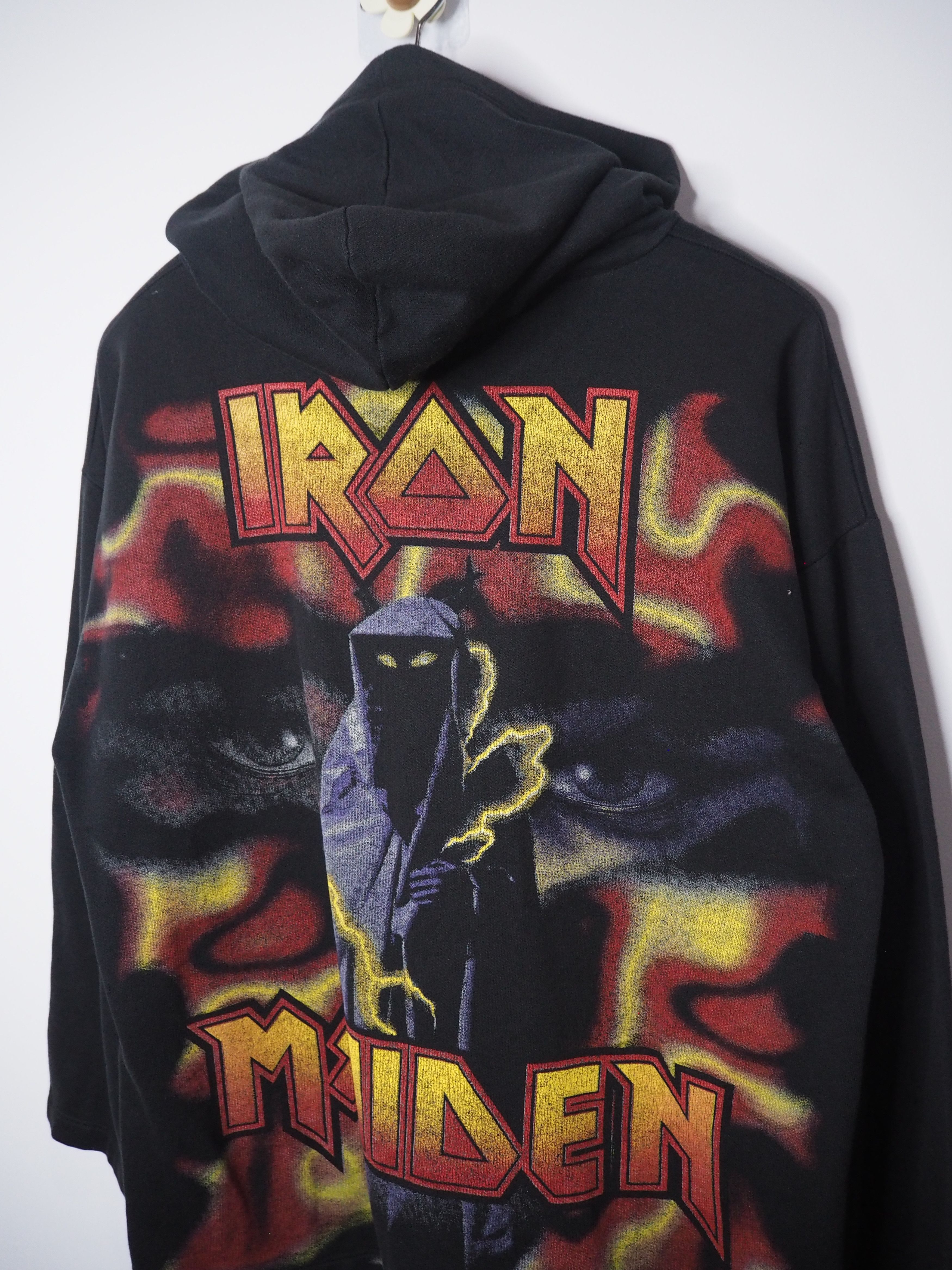 Iron Maiden Vintage Iron Maiden Long Sleeve Hoodie Bootleg Size US M / EU 48-50 / 2 - 4 Thumbnail