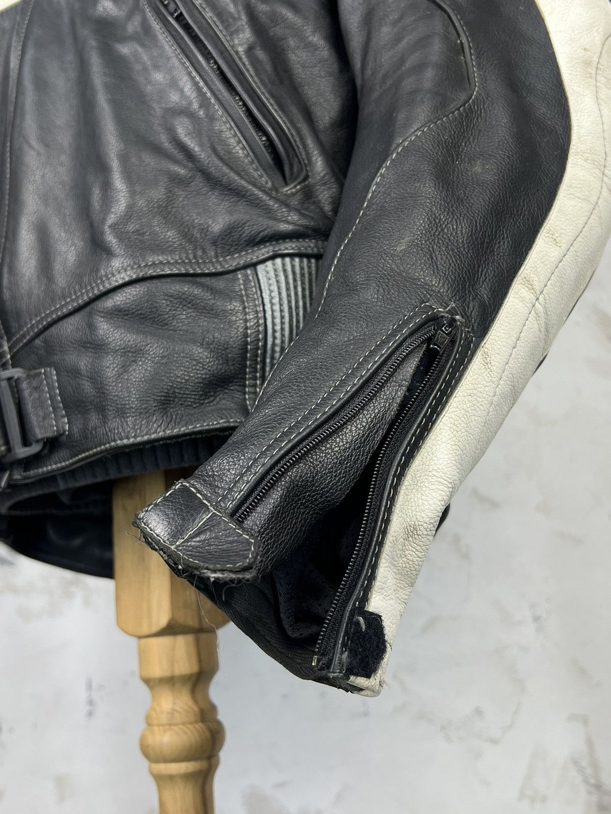Vintage Vintage Wolf Leather Motorcycle Racing Jacket Size S - M Size US M / EU 48-50 / 2 - 7 Thumbnail