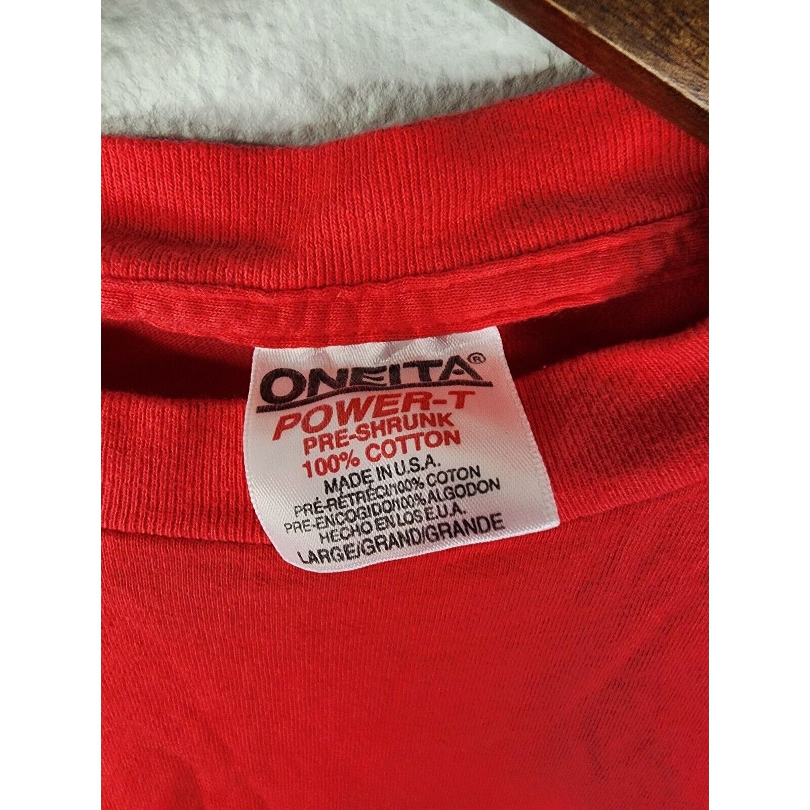 Vintage Vintage Sun Valley Shirt Ice Skate Graphic Red Tee VTG 90s L Size US L / EU 52-54 / 3 - 4 Thumbnail