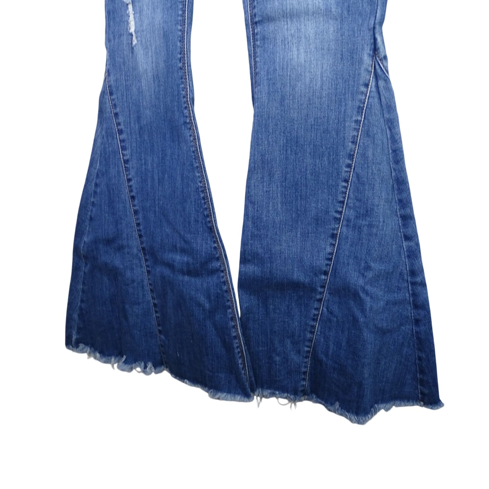 Other L&B Lucky Blessed Mid Rise Flare Jeans Size 4 Distressed Size 27" / US 4 / IT 40 - 3 Thumbnail