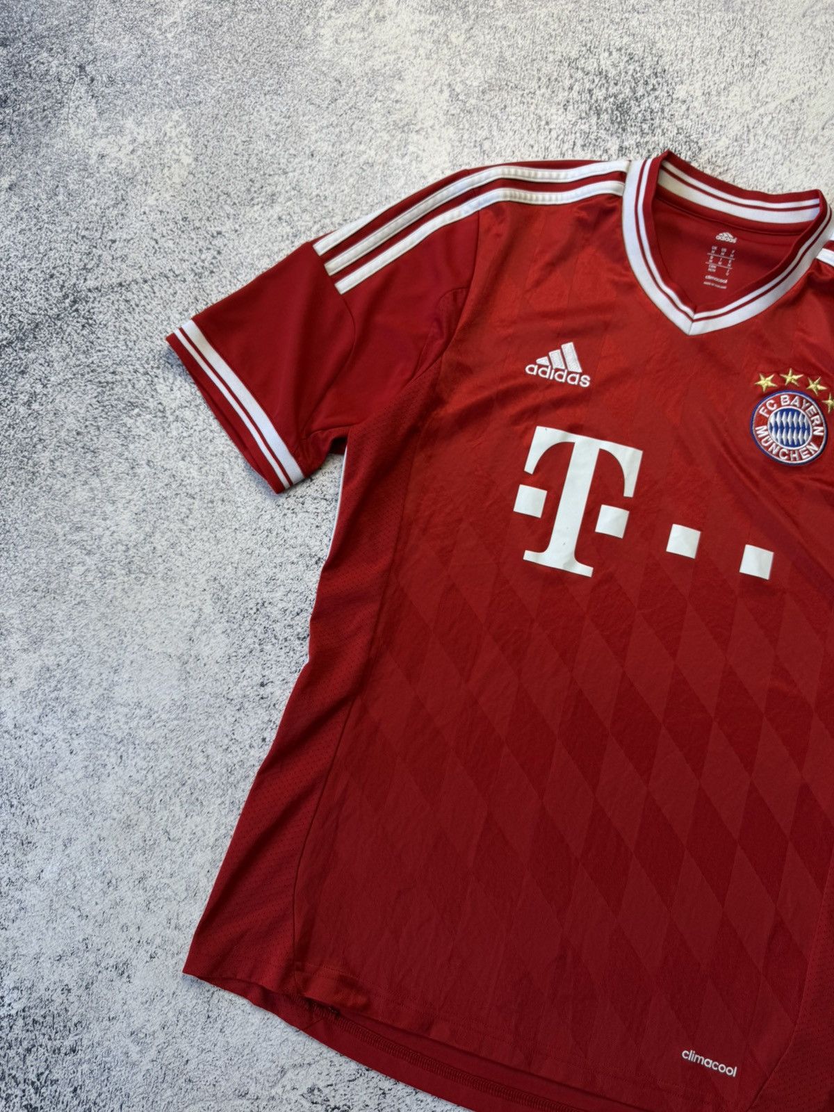 Vintage BAYERN MUNICH 2013 HOME FOOTBALL SHIRT MENS ADIDAS JERSEY Size US M / EU 48-50 / 2 - 2 Thumbnail