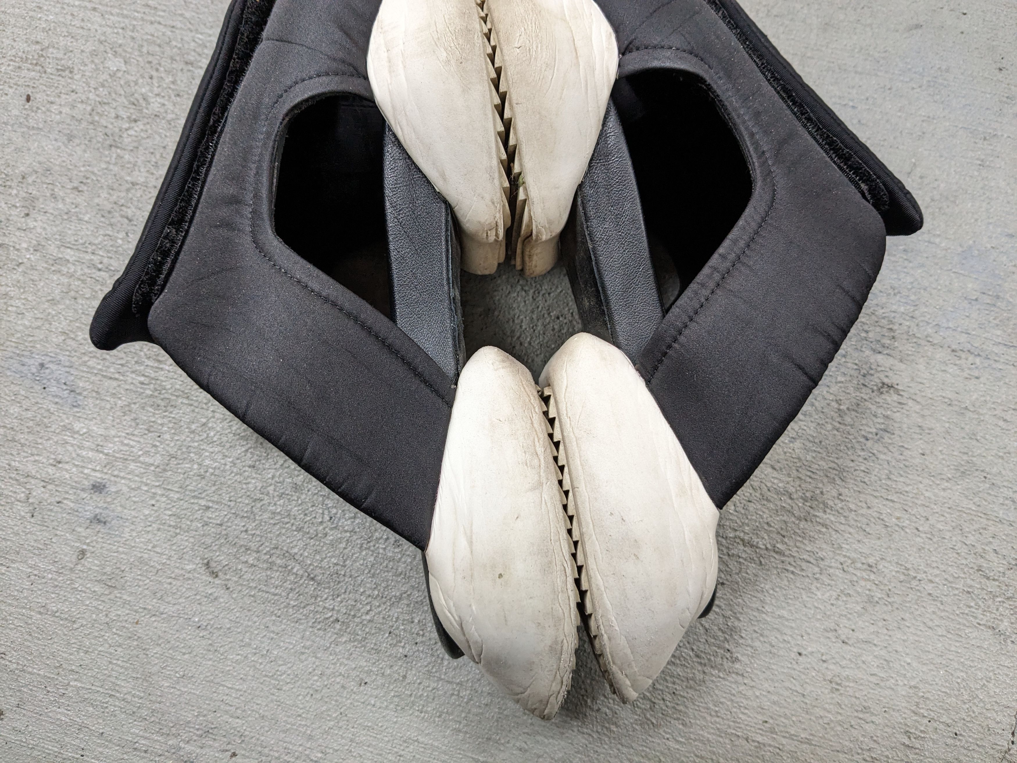 Adidas × Rick Owens Rick Owens x Adidas Clog Sandals 10 Black White AQ2822 Size US 10 / EU 43 - 10 Thumbnail