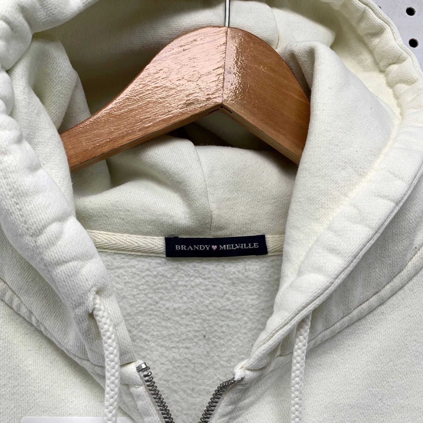 Brandy Melville Brandy Melville Zip Hoodie Sweatshirt Womens One Size Beige Heavyweight Oversize Size ONE SIZE - 3 Thumbnail