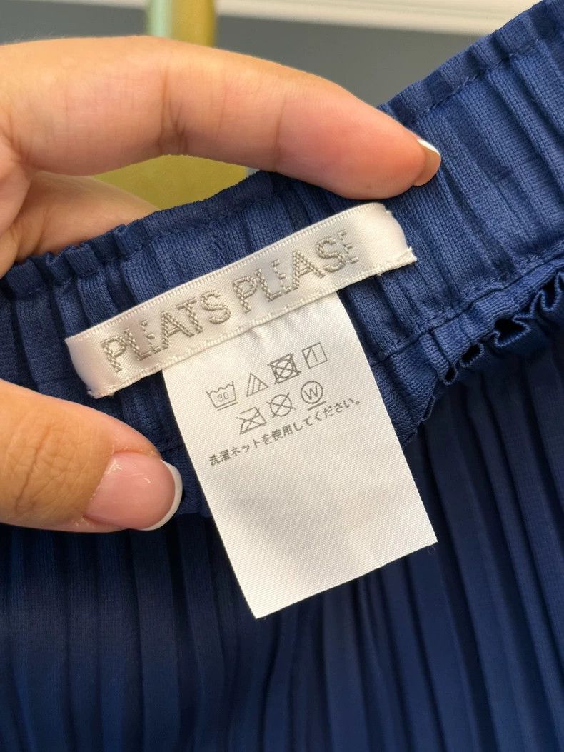 Issey Miyake Issey Miyake size:2 Blue pleated trousers Size 31" - 3 Thumbnail