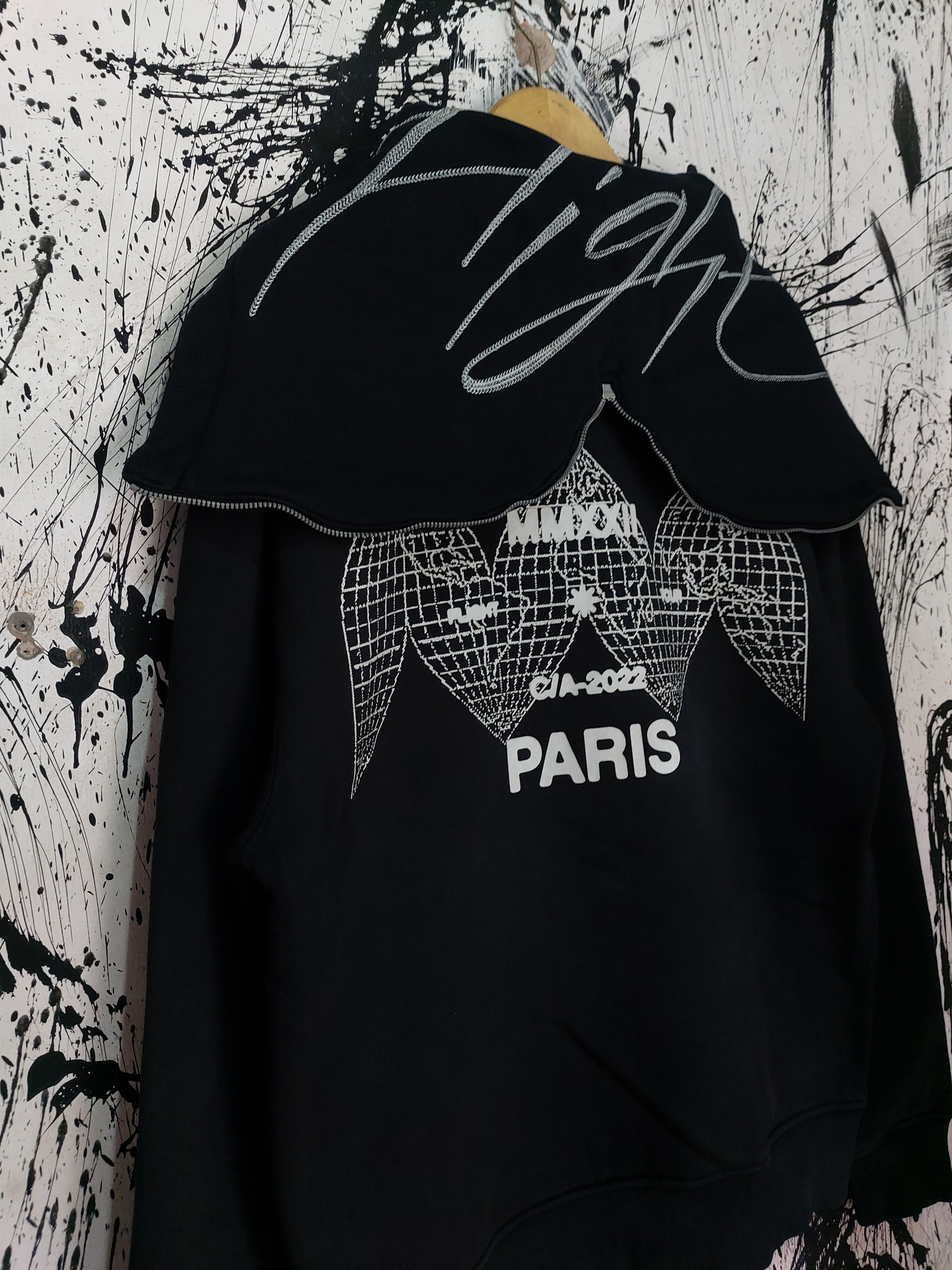 Jordan Brand AIR JORDAN FLIGHT PARIS 2022 X NIKE HOODIE Size US M / EU 48-50 / 2 - 2 Thumbnail
