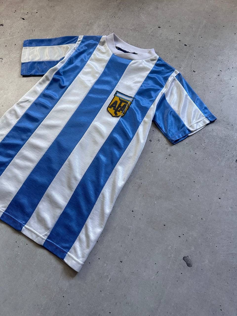 Le Coq Sportif Argentina Retro 80s Soccer Jersey Vintage Football Shirt Size US S / EU 44-46 / 1 - 2 Thumbnail