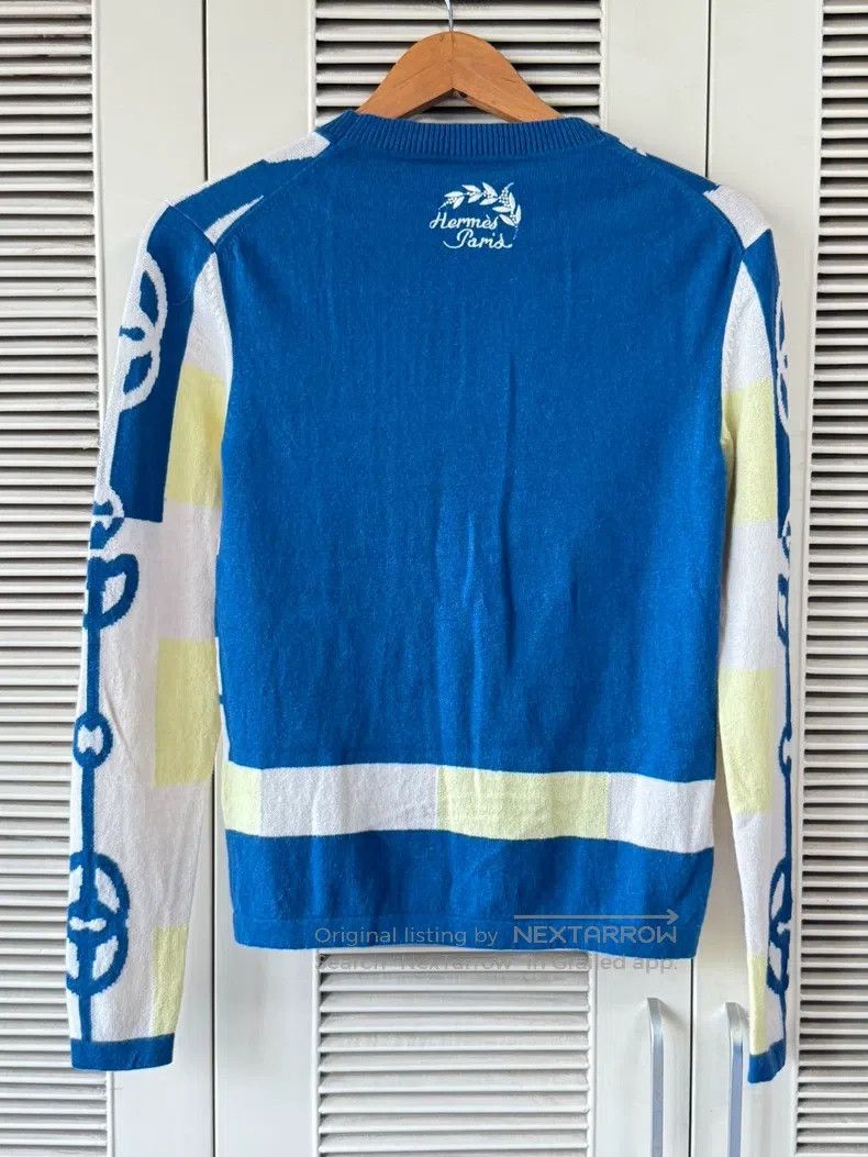 Hermes Hermes Cashmere sweater, blue, white, and yellow chain pat Size XS / US 0-2 / IT 36-38 - 2 Thumbnail