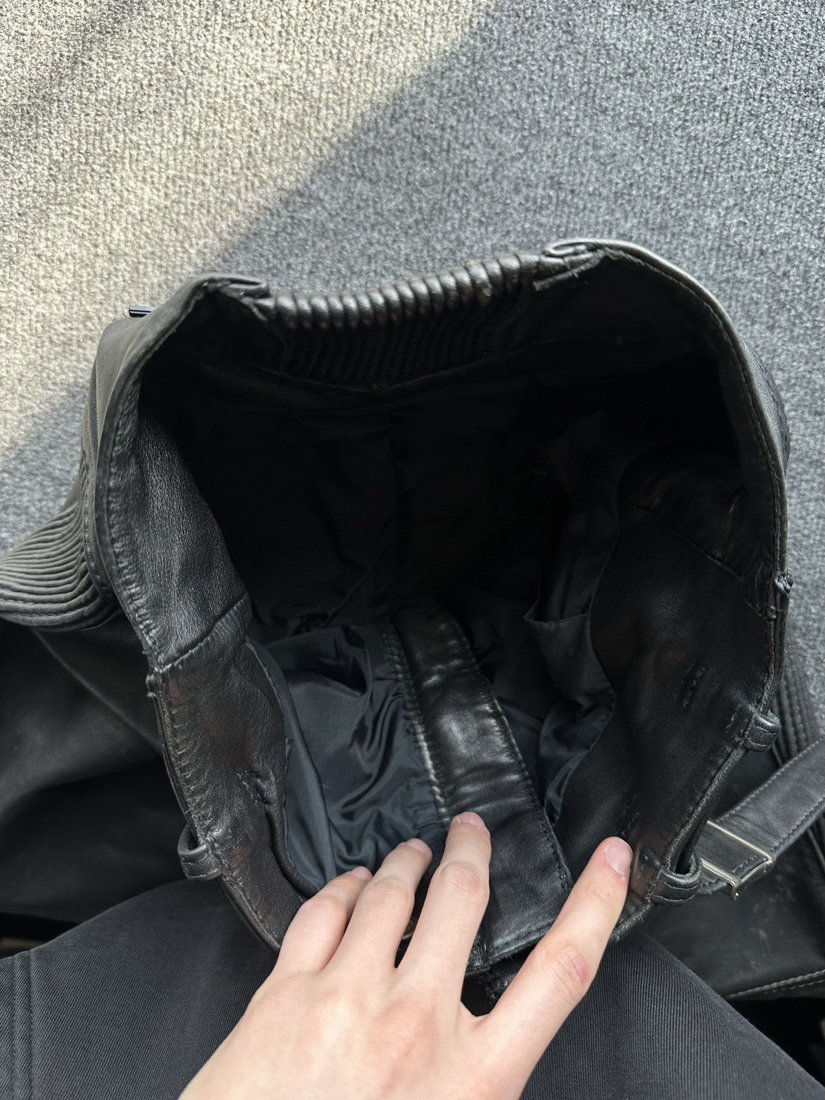 Leather 🚨Vintage leather pants motorcycles Black LUXURY Y2K Size 25" / US 0 / IT 36 - 9 Thumbnail