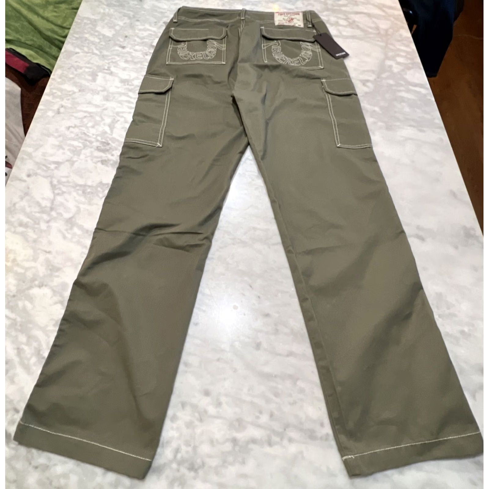 True Religion True Religion Mens Cargo Pant SN Olive Kalamata Size 34 Outline NWT PantMen MSRP69 Size US 34 / EU 50 - 5 Thumbnail