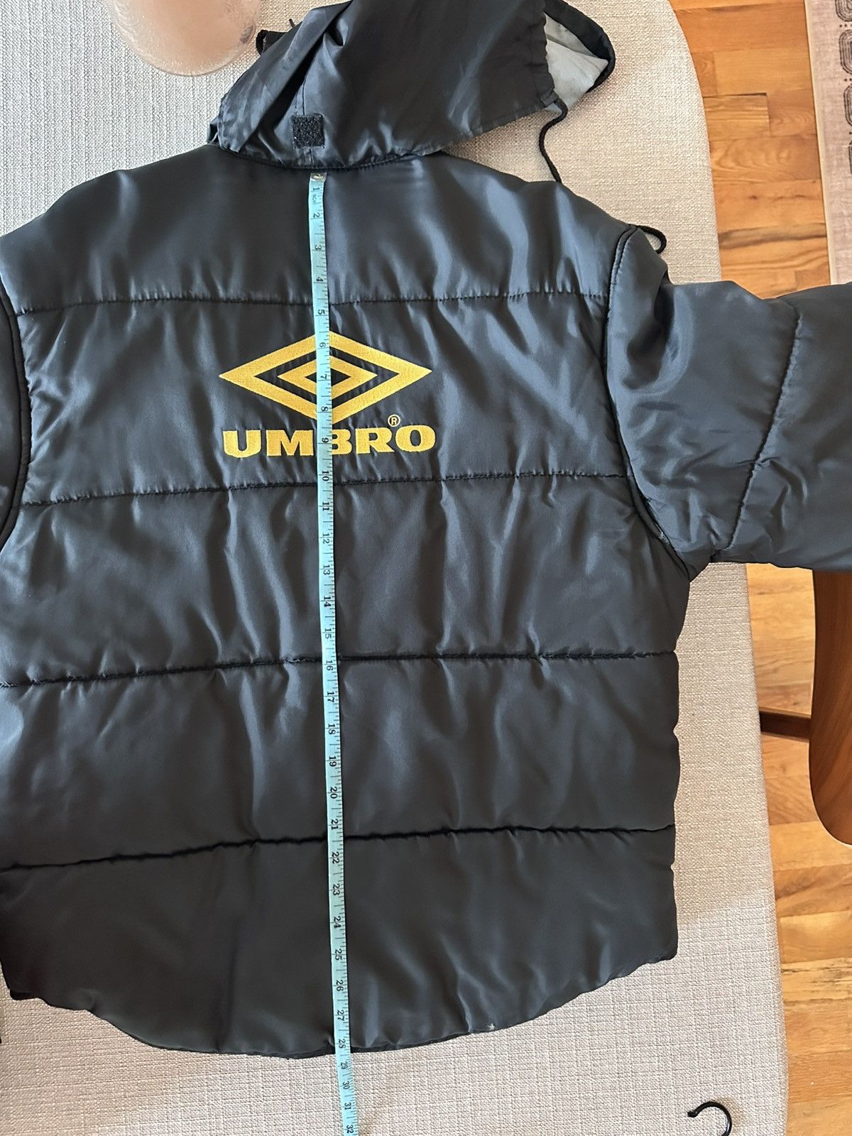 Umbro Manchester United Puffer Jacket (Umbro, 1990s) Size US S / EU 44-46 / 1 - 8 Thumbnail