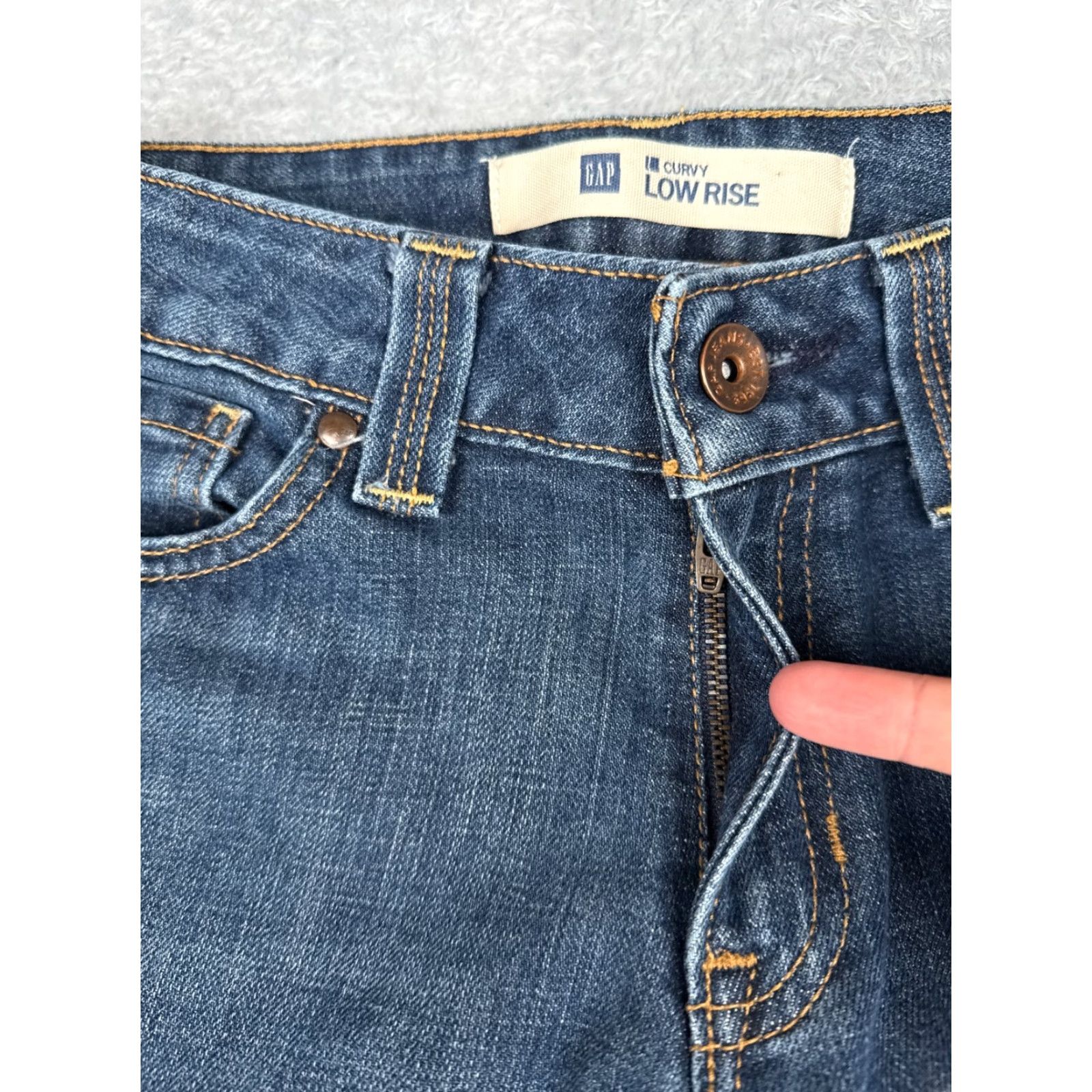 Gap GAP Jeans Women 27 Blue Denim Flare Regular Low Rise 31in Inseam Cotton Blend 1969 City Style Womens Size 27" / US 4 / IT 40 - 5 Thumbnail