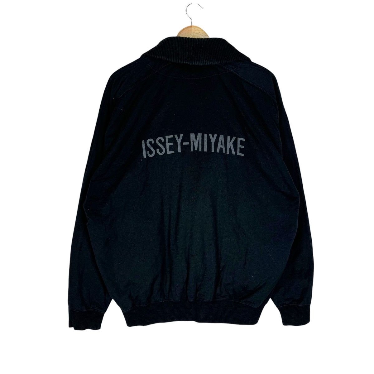 Issey Miyake 🔥MASTERPIECE!! 80s ISSEY MIYAKE SHAWL COLLAR STAFF JACKET Size US S / EU 44-46 / 1 - 3 Thumbnail