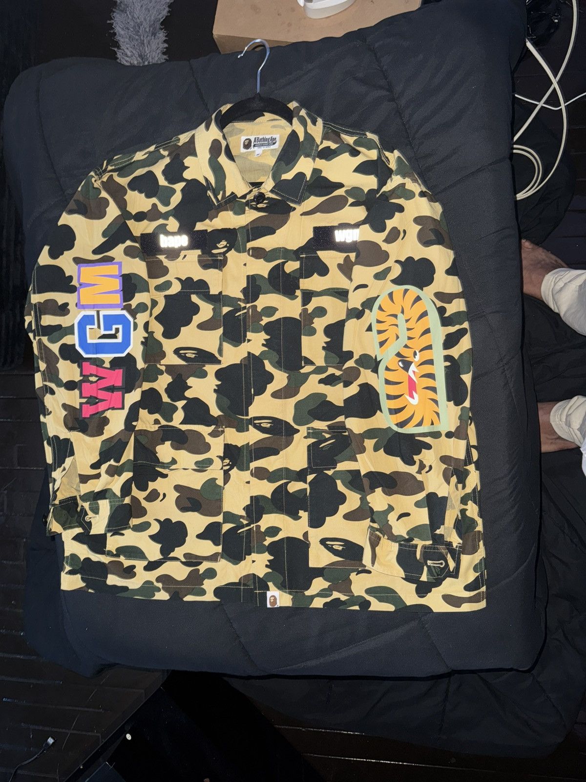 Bape BAPE 1st Camo Shark Relaxed Fit Military Shirt Size US M / EU 48-50 / 2 - 1 Thumbnail