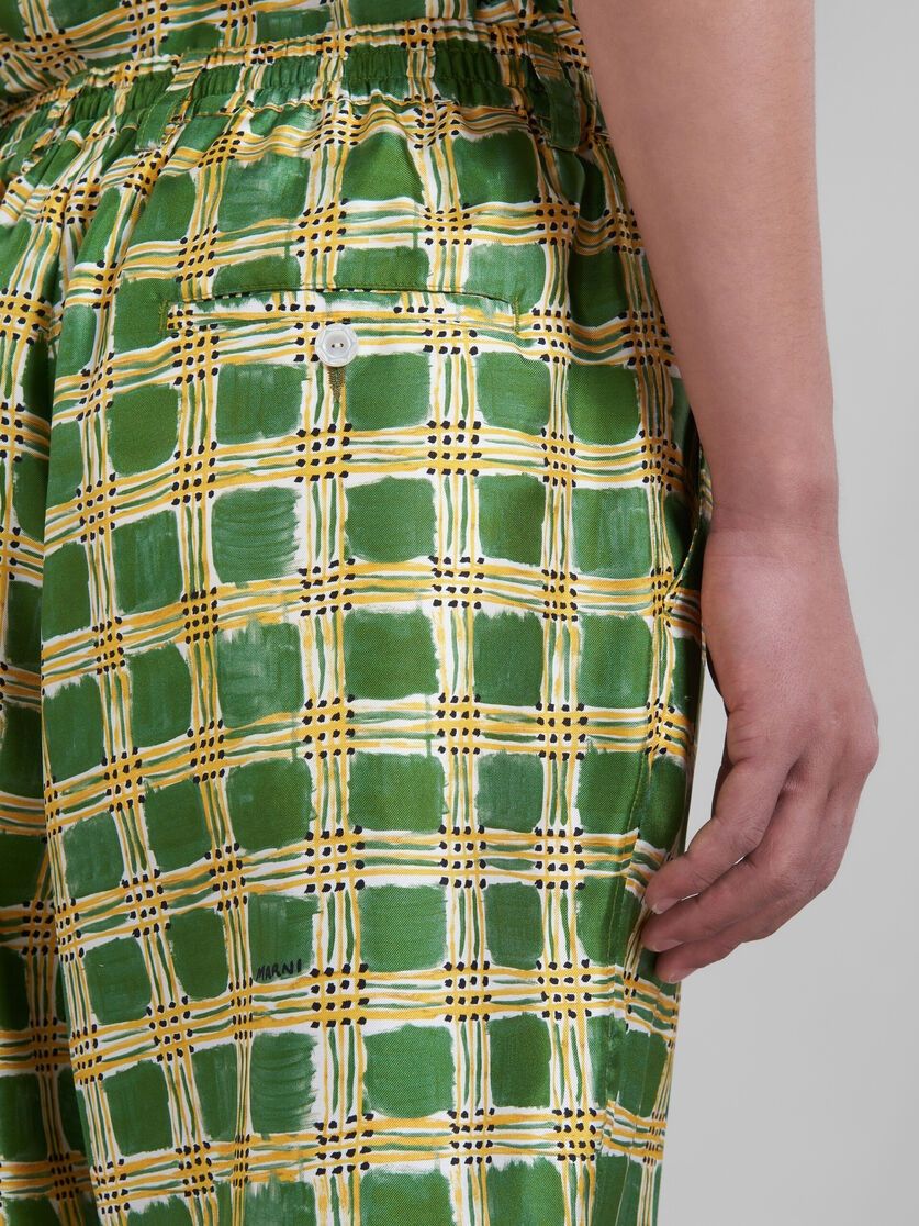 Marni o1w1db10125 Silk Twill Shorts in Green Size US 32 / EU 48 - 5 Thumbnail