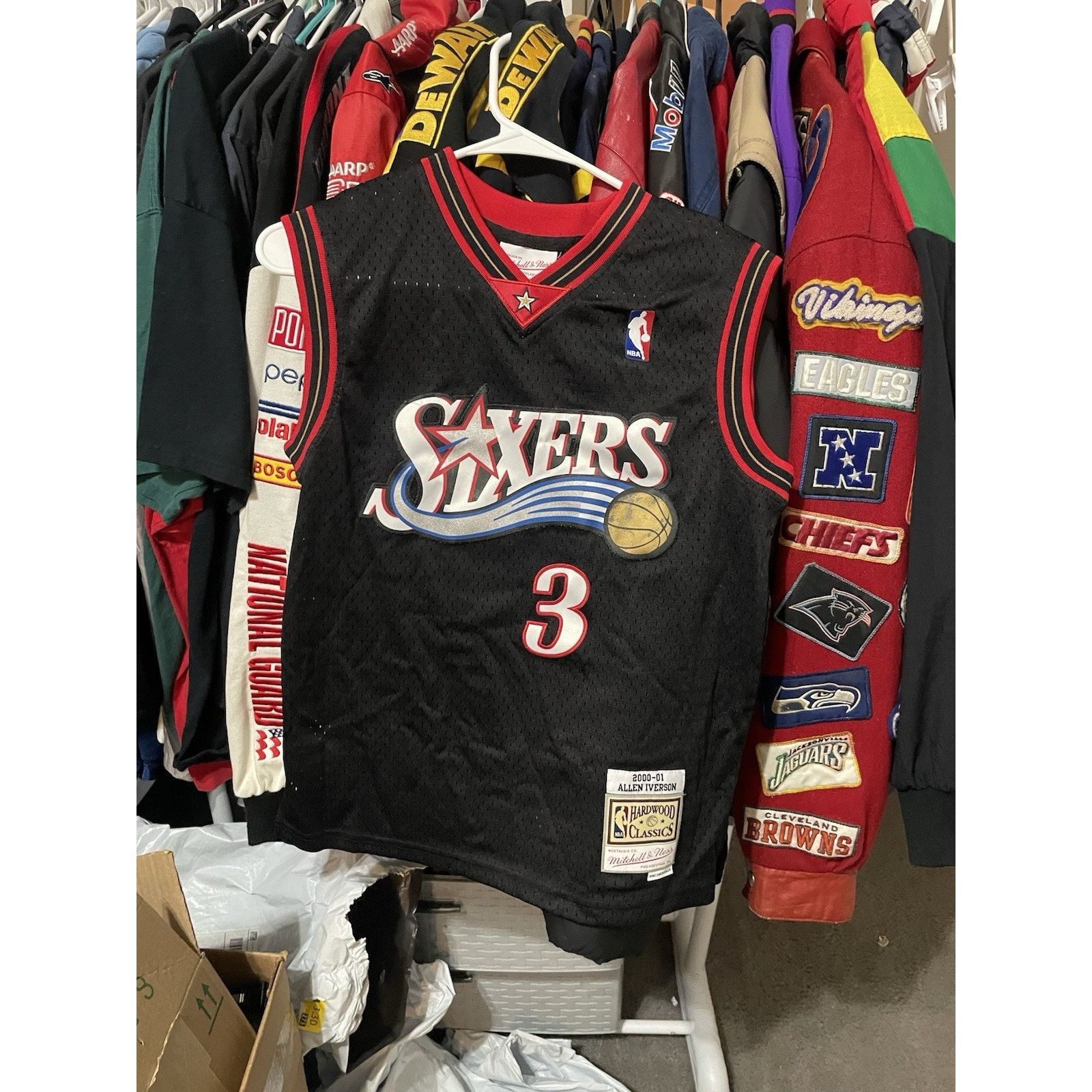 Mitchell & Ness Youth M(10-12)- Mitchell & Ness Allen Iverson philly 76ers Size US M / EU 48-50 / 2 - 1 Thumbnail