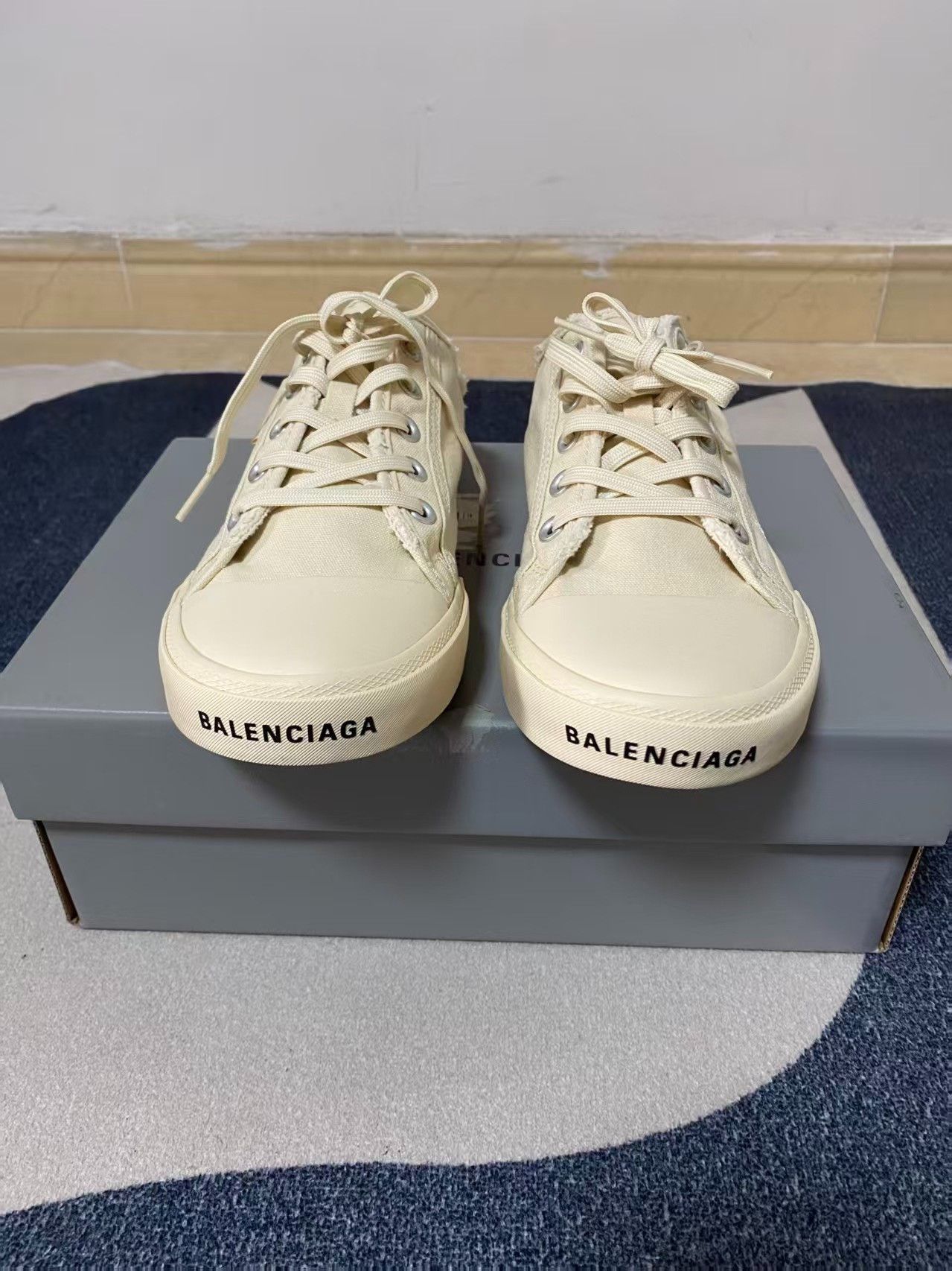 Balenciaga Balenciaga Round-Toe Slip-On Mules Size US 7 / EU 40 - 2 Thumbnail