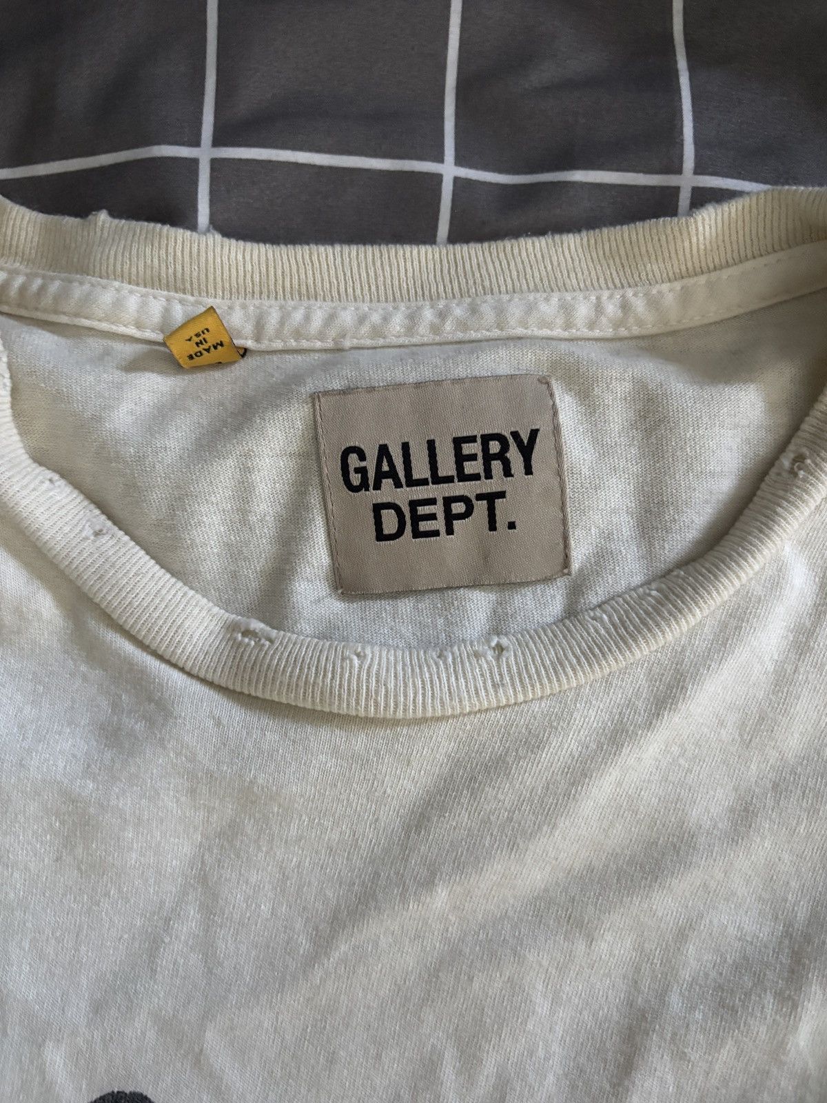 Gallery Dept. Gallery dept 8ball T (distressed) Size US L / EU 52-54 / 3 - 3 Thumbnail