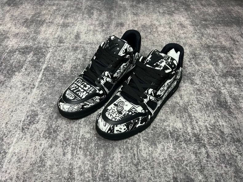 Louis Vuitton Louis Vuitton TRAINER Black and White Graffiti Cartoon Boa Size US 8 / EU 41 - 2 Thumbnail