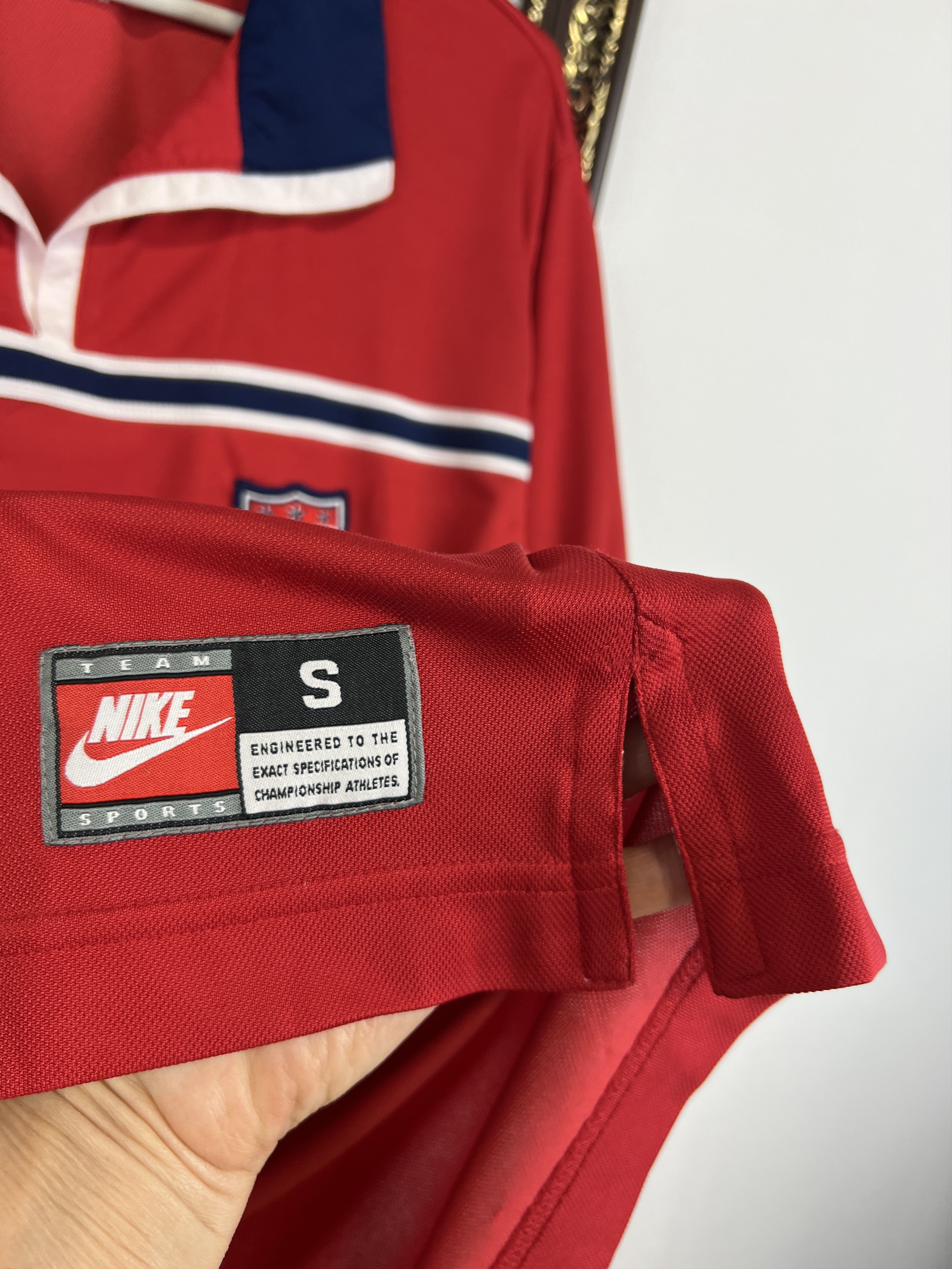 Nike USA Away football shirt 1998 Soccer Jersey Trikot National Size US M / EU 48-50 / 2 - 3 Thumbnail