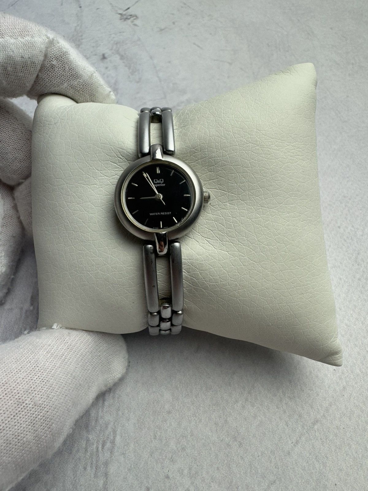 Japanese Brand × Vintage Q&Q Futuristic Watch Vintage Size ONE SIZE - 1 Thumbnail