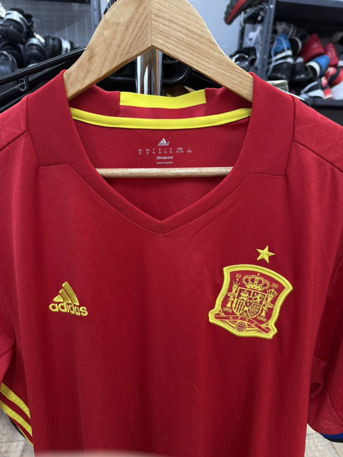 Adidas 🇪🇸VINTAGE Adidas Spain soccer jersey 2016 Size US XL / EU 56 / 4 - 5 Thumbnail