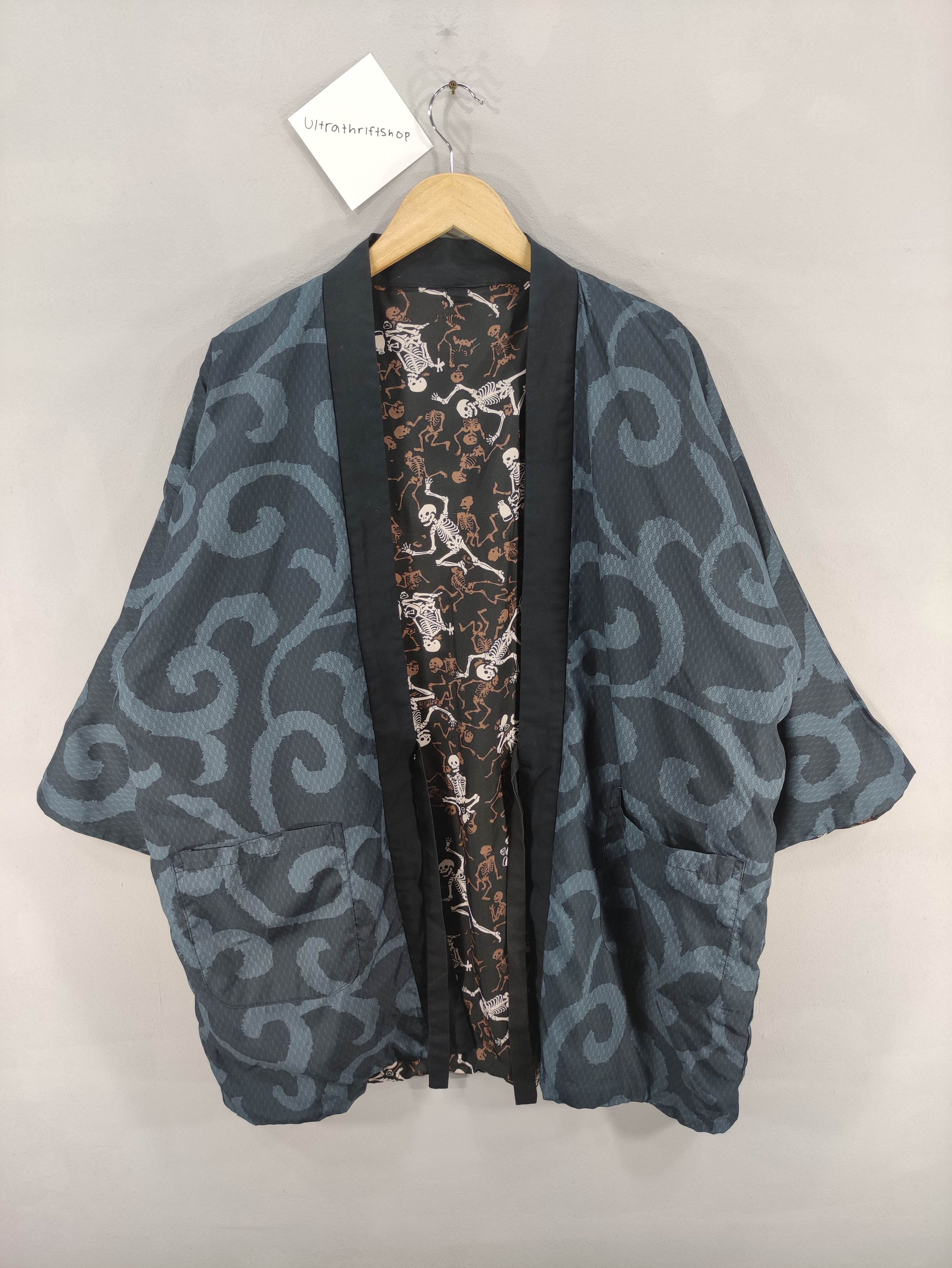 Komono Vintage Kimono Cardigan Skeleton Reversible Full Print Size US XL / EU 56 / 4 - 4 Thumbnail