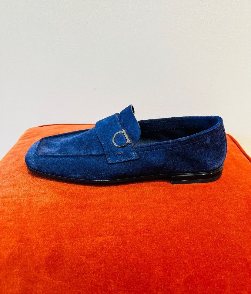 Salvatore Ferragamo o1s1rm1125 Crystal Loafers in Blue Size US 9 / EU 42 - 1 Preview