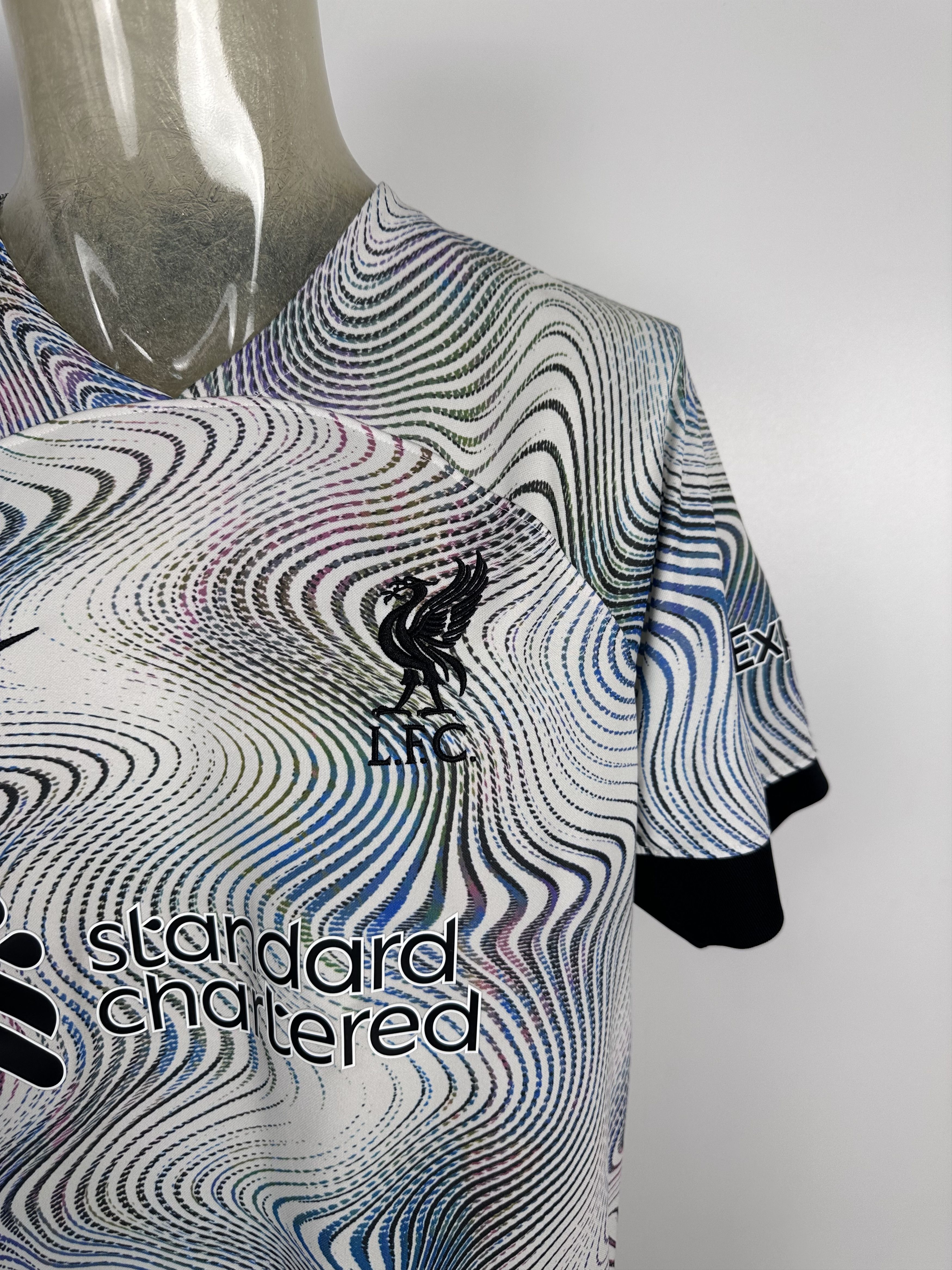 Nike Liverpool 2022 2023 Away Football Shirt Soccer Jersey Nike Size US L / EU 52-54 / 3 - 2 Thumbnail