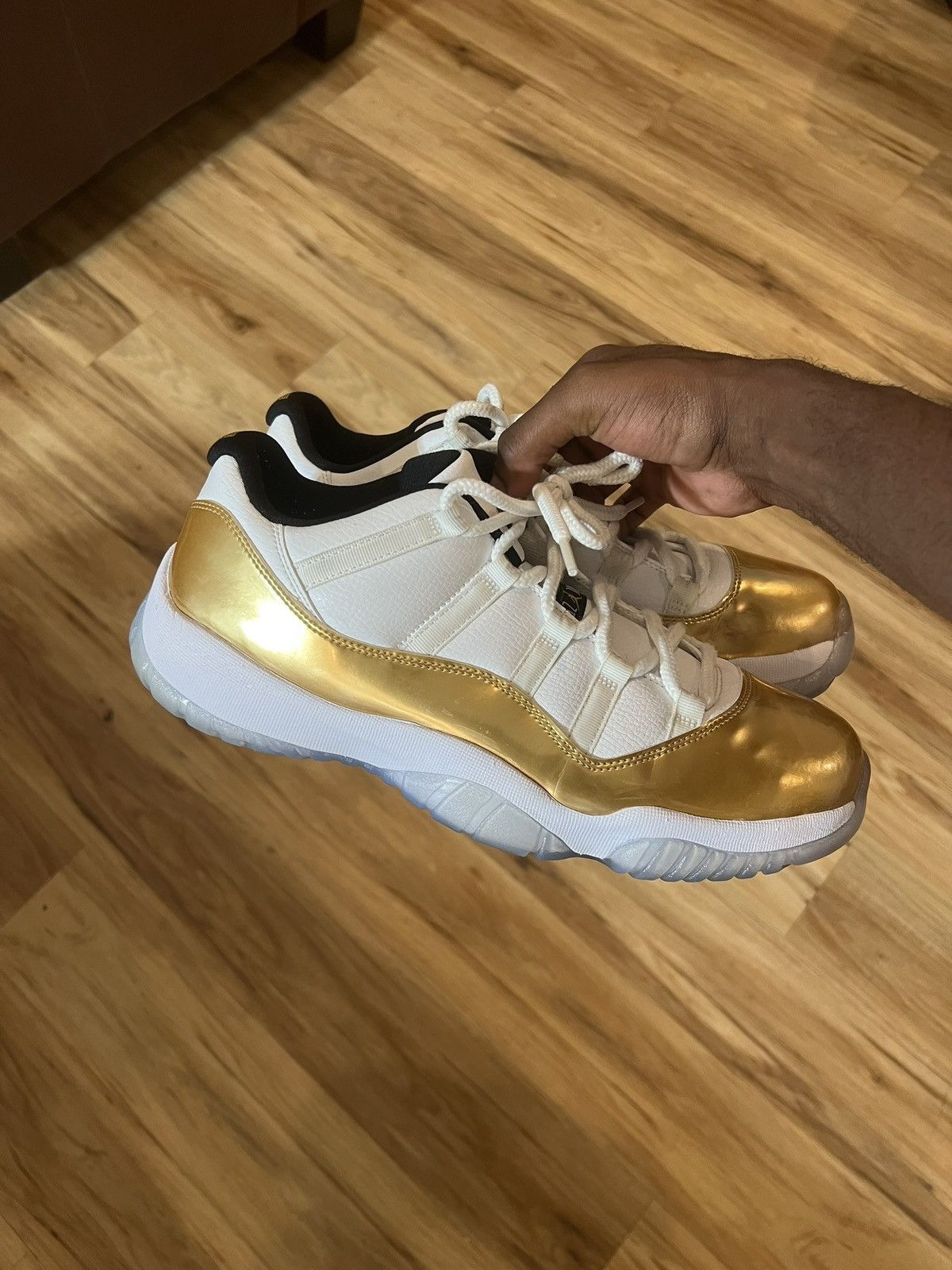Jordan Brand Jordan 11 Closing Ceremony Size US 11.5 / EU 44-45 - 2 Thumbnail