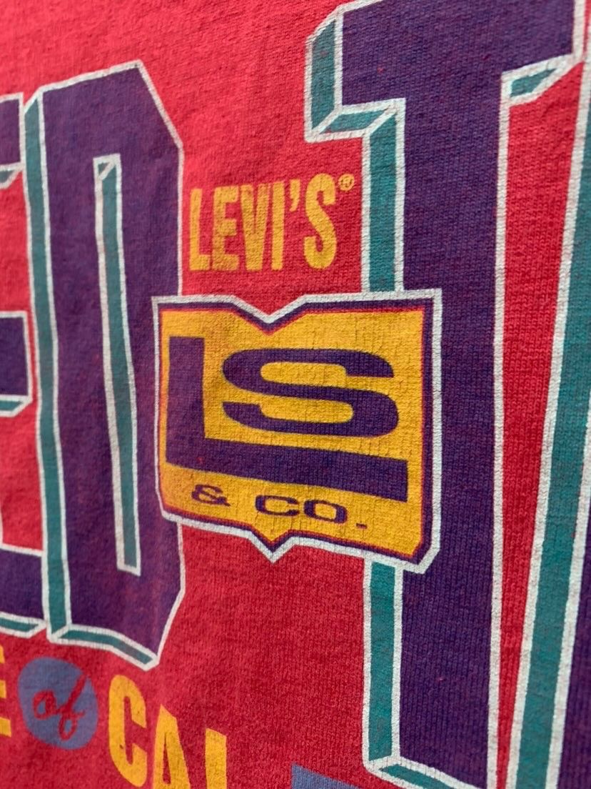 Levi's × Vintage RARE! Levi’s Red Tab Tee vintage 1994 size L Size US L / EU 52-54 / 3 - 5 Thumbnail