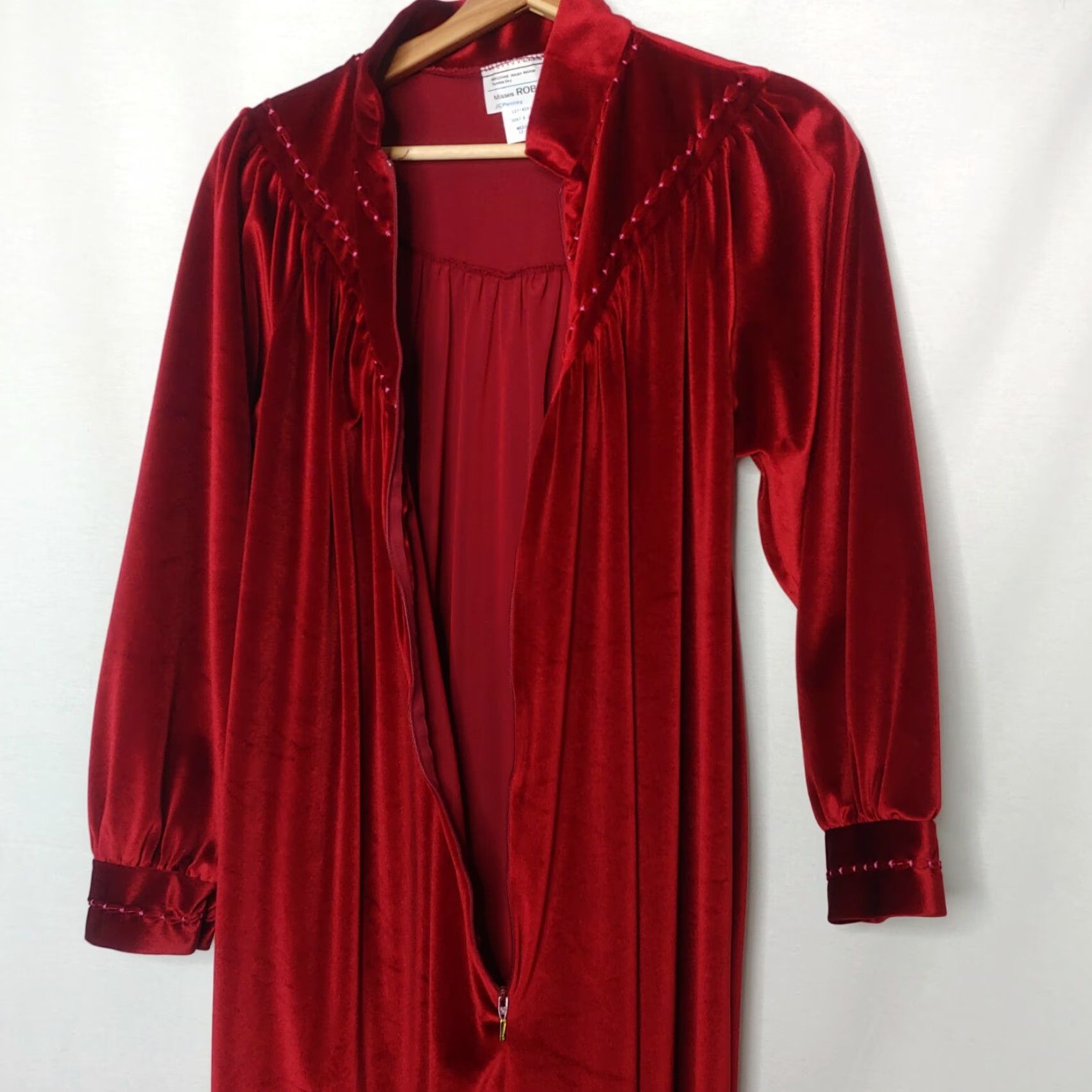 JCPenney VINTAGE JC Penney M Misses Robe Velour 1/2 Zip Long Gown 1980s Maroon Red EUC Womens M 12-14 Size ONE SIZE - 4 Thumbnail