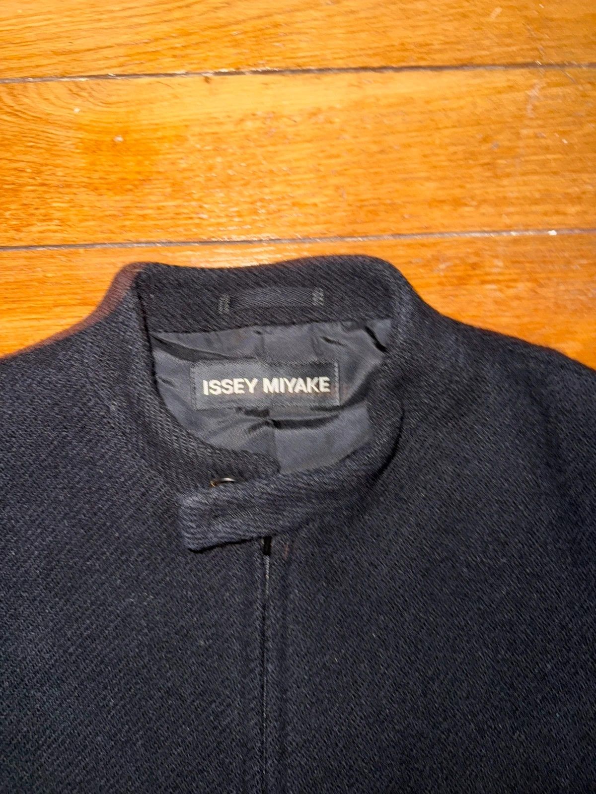 Issey Miyake Issey Miyake Gradient Peacoat Caban Harris Tweed Size US S / EU 44-46 / 1 - 2 Thumbnail