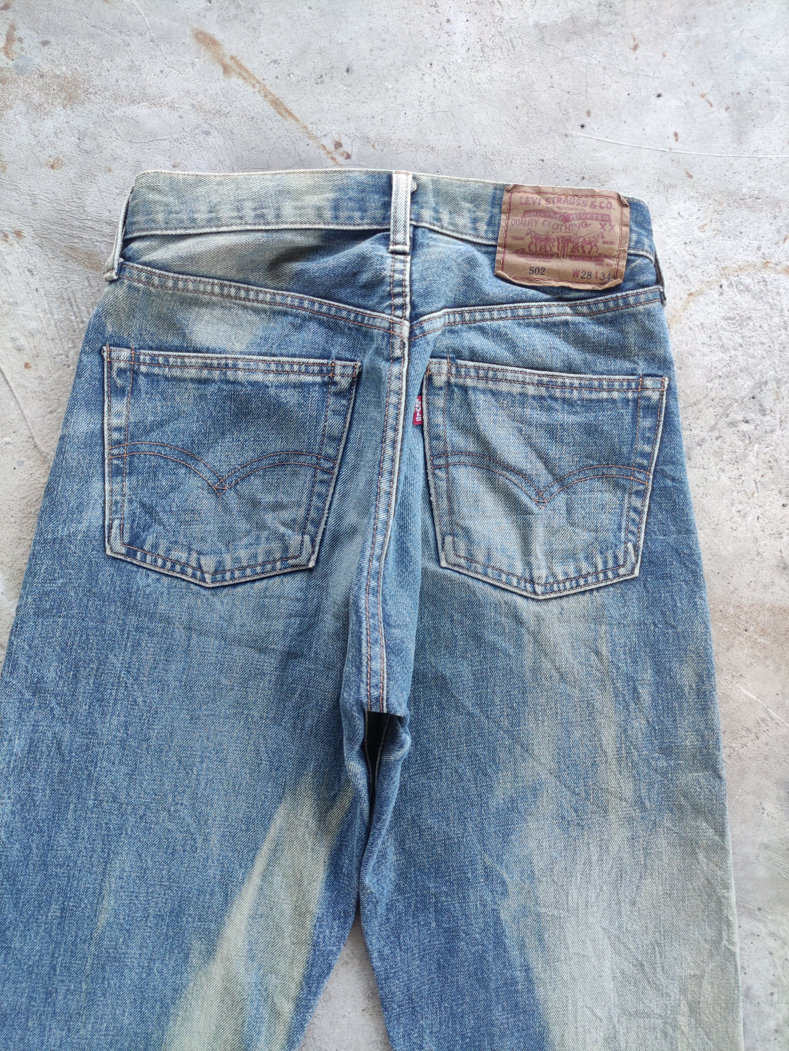 Vintage Levis 502 Jean Rusty distressed Faded Denim