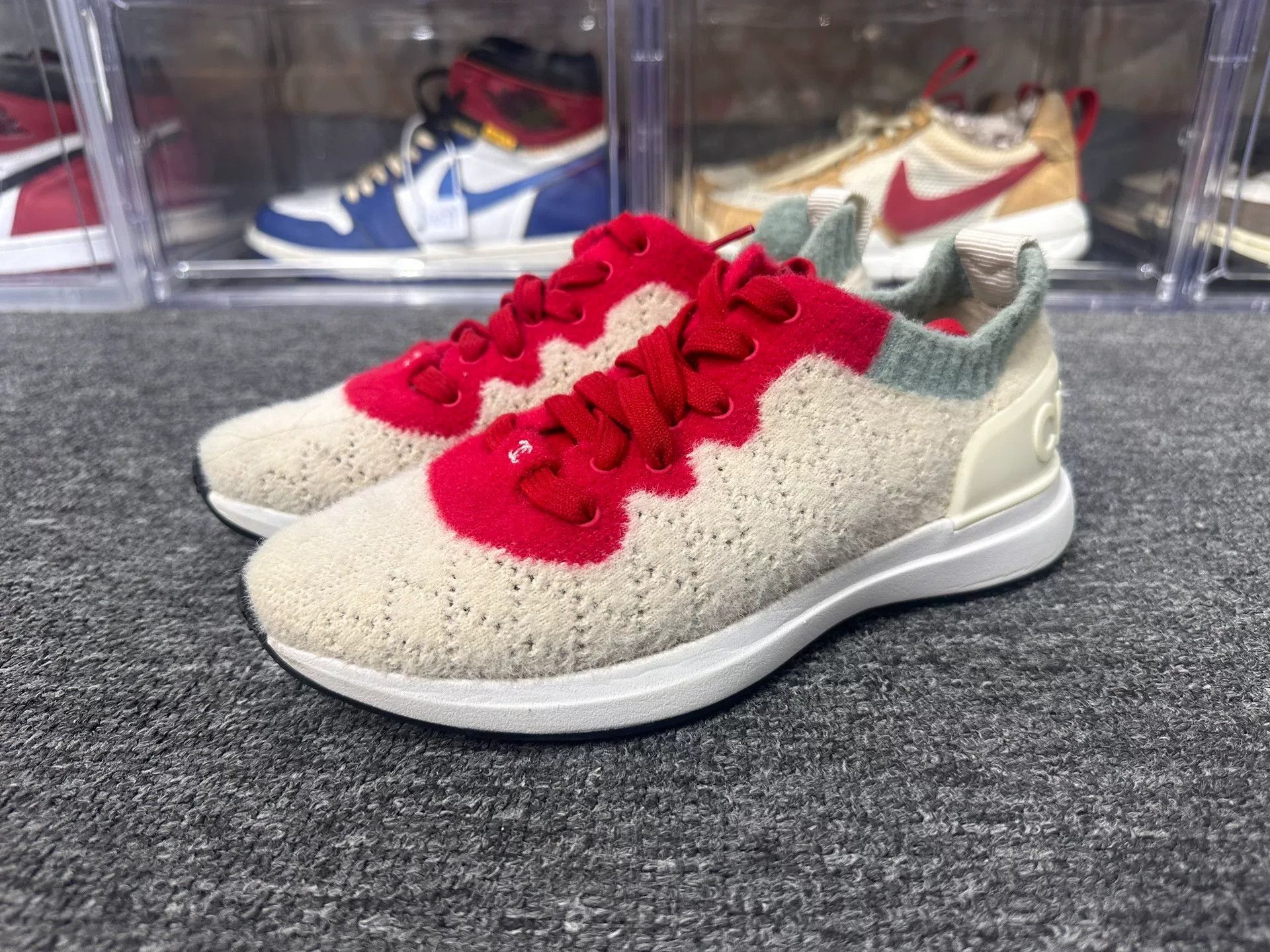 Chanel Chanel Limited Lowtop Sneakers us_5 Women Size US 5 / IT 35 - 1 Thumbnail