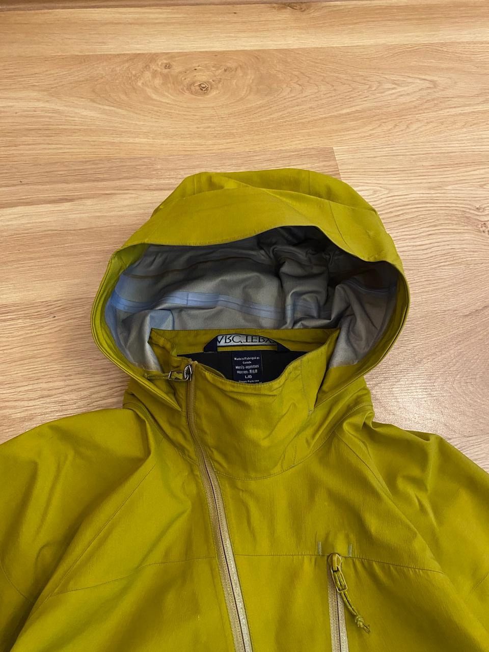 Arc'teryx Arcteryx Alpha SV Gore-Tex Jacket Vintage Technical Outdoor Size US L / EU 52-54 / 3 - 10 Thumbnail