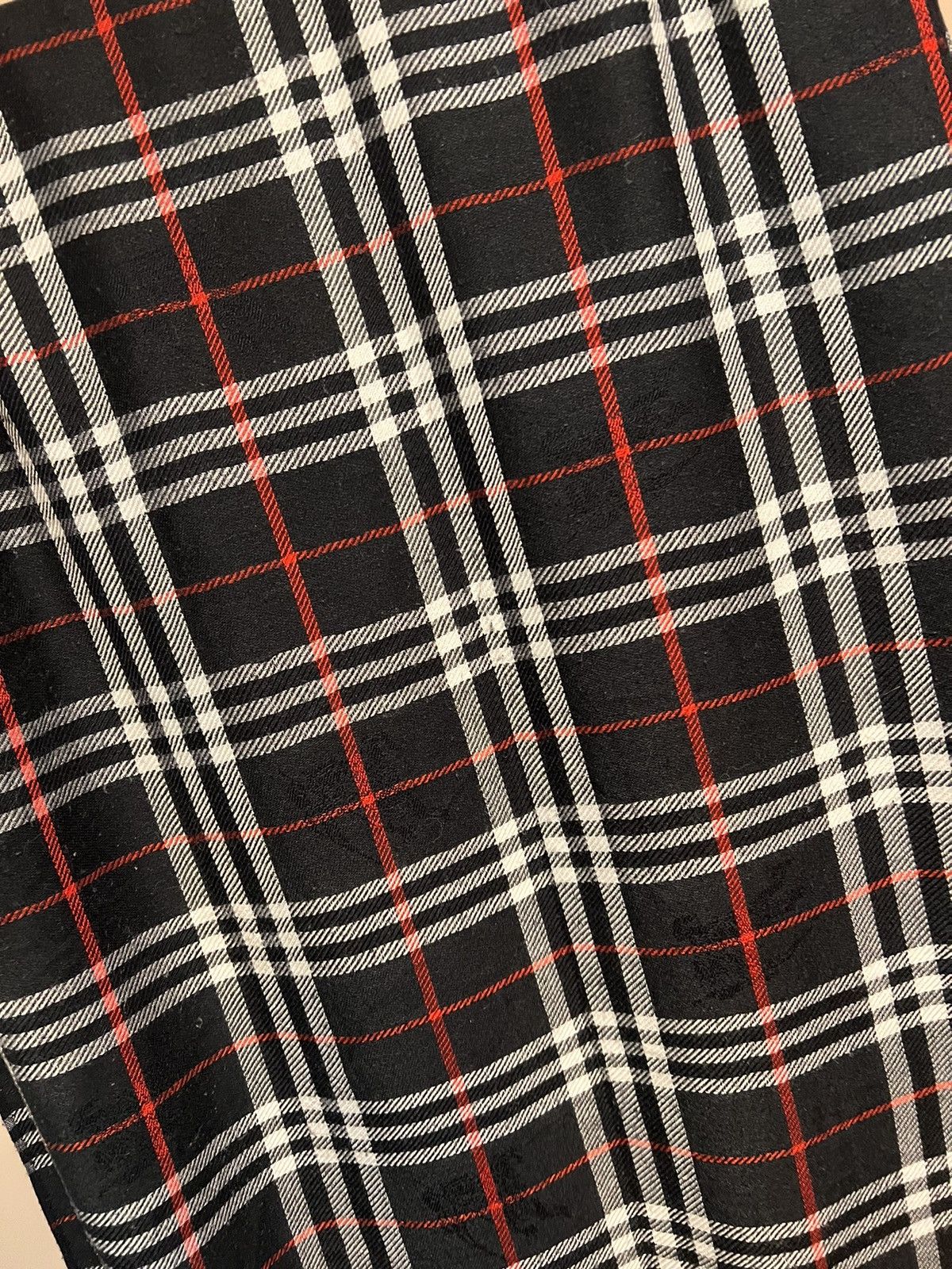 Burberry × Vintage Scarv Burberry Size ONE SIZE - 5 Thumbnail