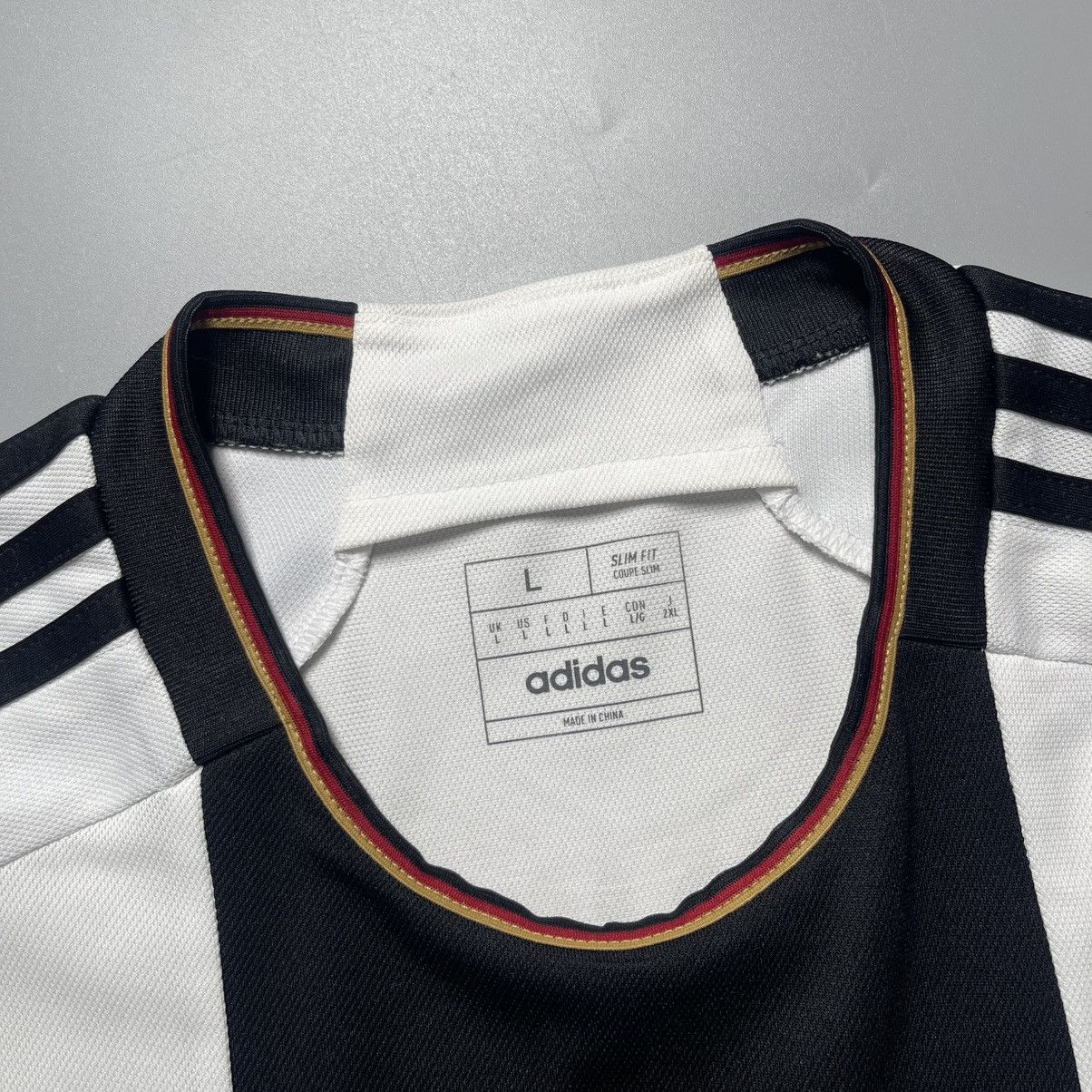 Adidas GERMANY ADIDAS 2022 WORLD CUP FOOTBALL JERSEY #18 KLINSMANN Size US L / EU 52-54 / 3 - 5 Thumbnail