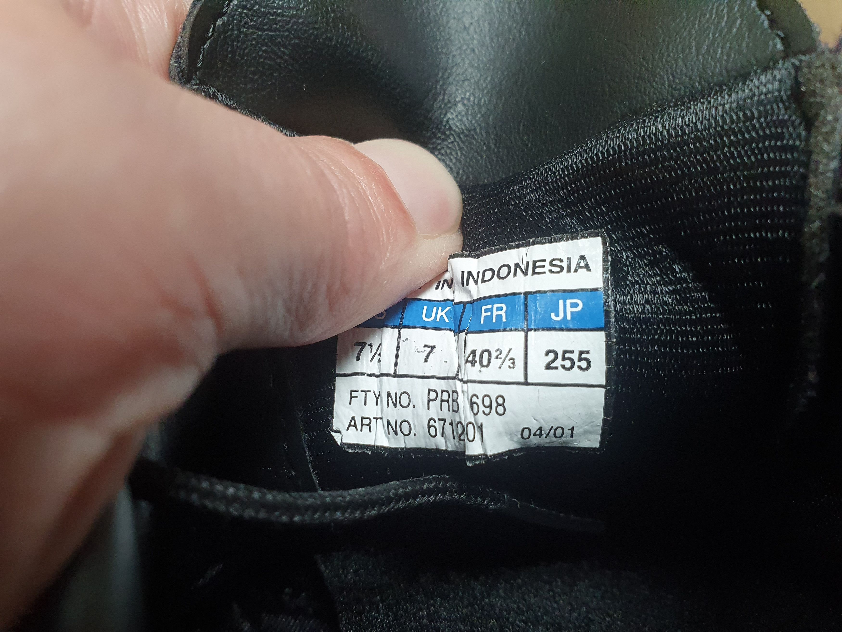Adidas Vintage Adidas Predator firm ground UK7 40/2.3 Football Size US 7.5 / EU 40-41 - 8 Thumbnail