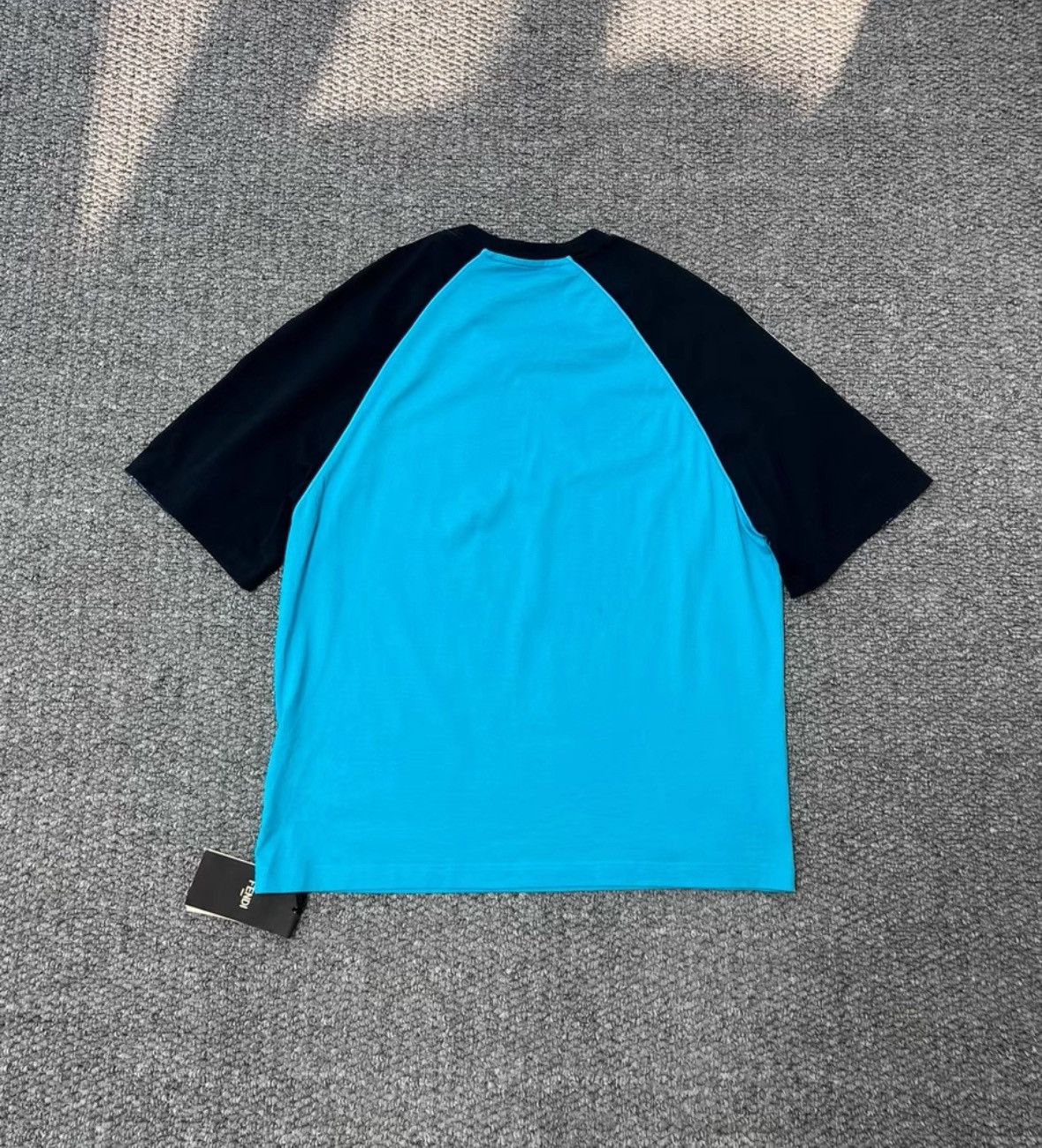 Fendi Fendi SS23 Color Blocked Short Sleeve T-Shirt -2507 Size US S / EU 44-46 / 1 - 2 Thumbnail