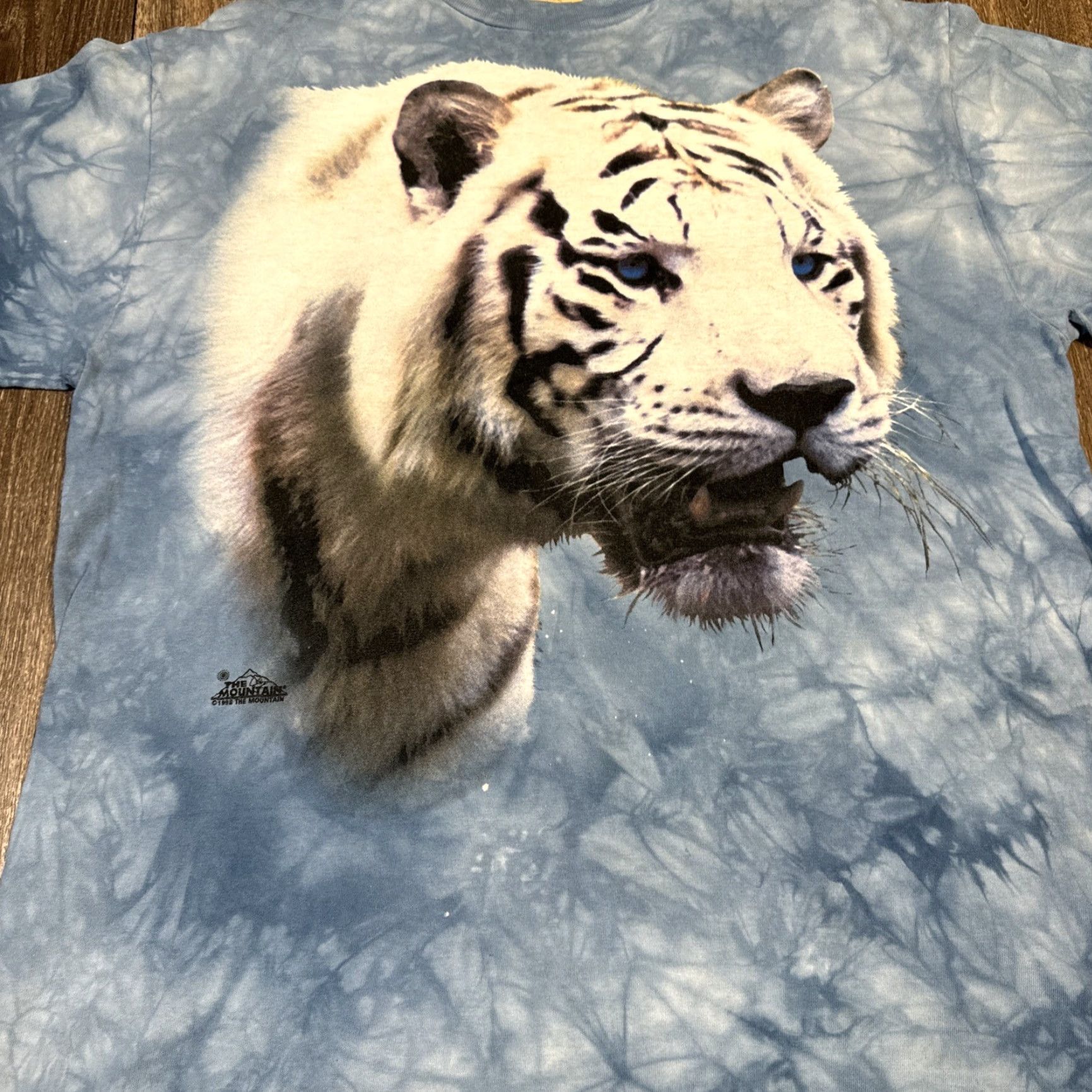 The Mountain VINTAGE The Mountain T-Shirt Large White Tie Dye Tiger Animal Nature 1998 Mens White Size US L / EU 52-54 / 3 - 6 Thumbnail