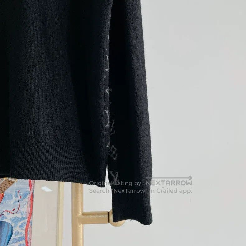 Louis Vuitton Louis Vuitton Knitted sweater with full logo on the back s Size US M / EU 48-50 / 2 - 4 Thumbnail