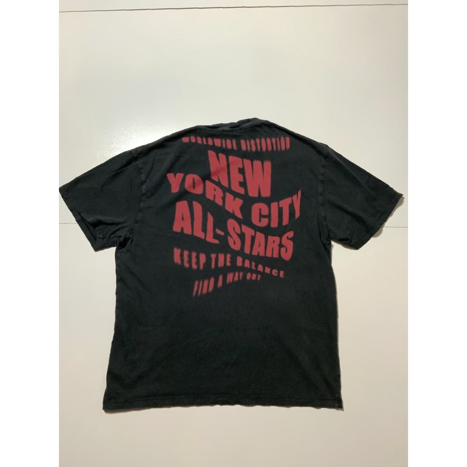 Zara Zara Man Worldwide Distortion NY All Stars Balance S/S Crew T-Shirt M Mens Shirt Dark Grey/Black Size US M / EU 48-50 / 2 - 2 Thumbnail