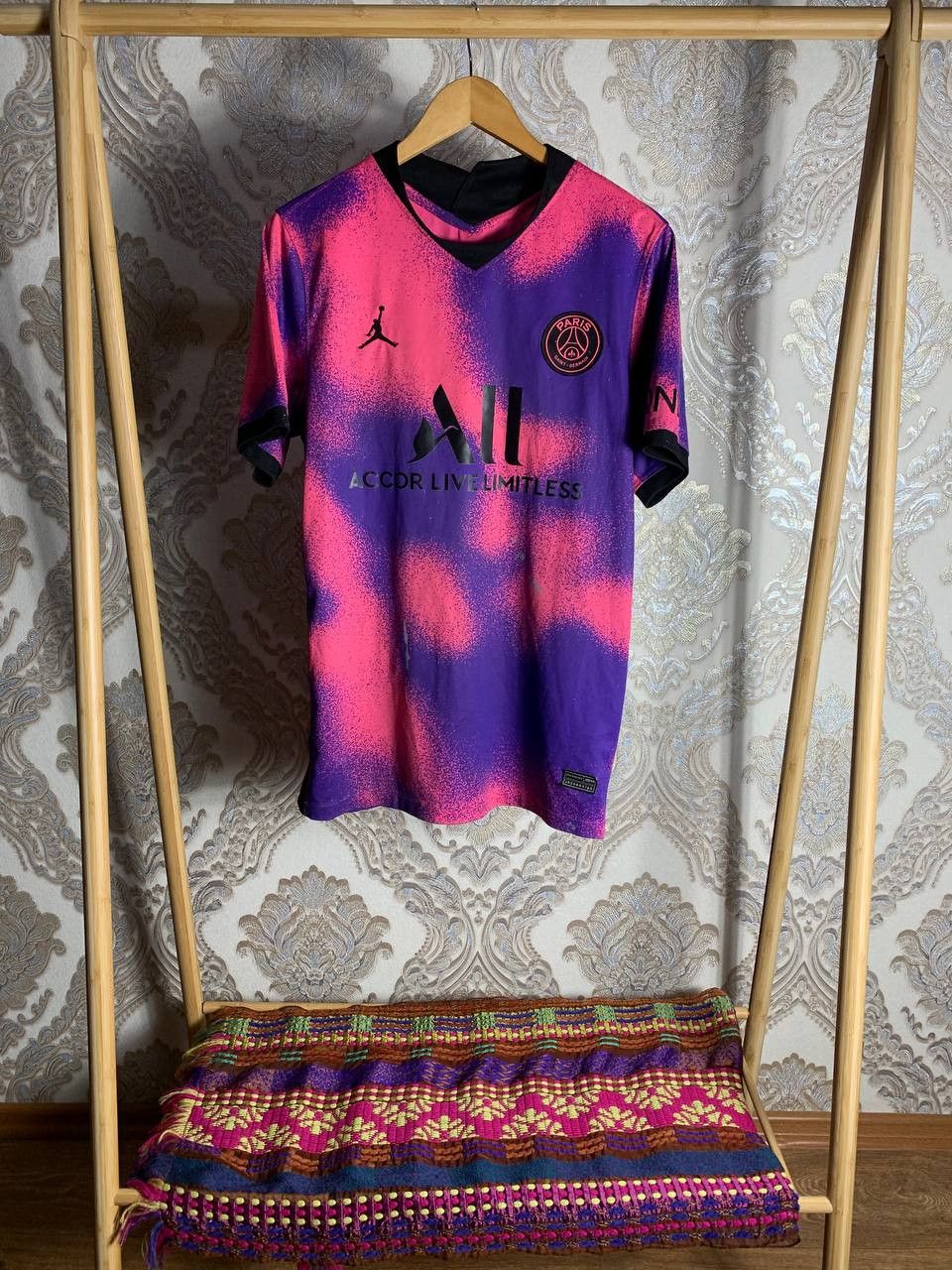 Nike Vintage Nike PSG Paris France Soccer Jersey Retro Y2K Size US L / EU 52-54 / 3 - 1 Thumbnail
