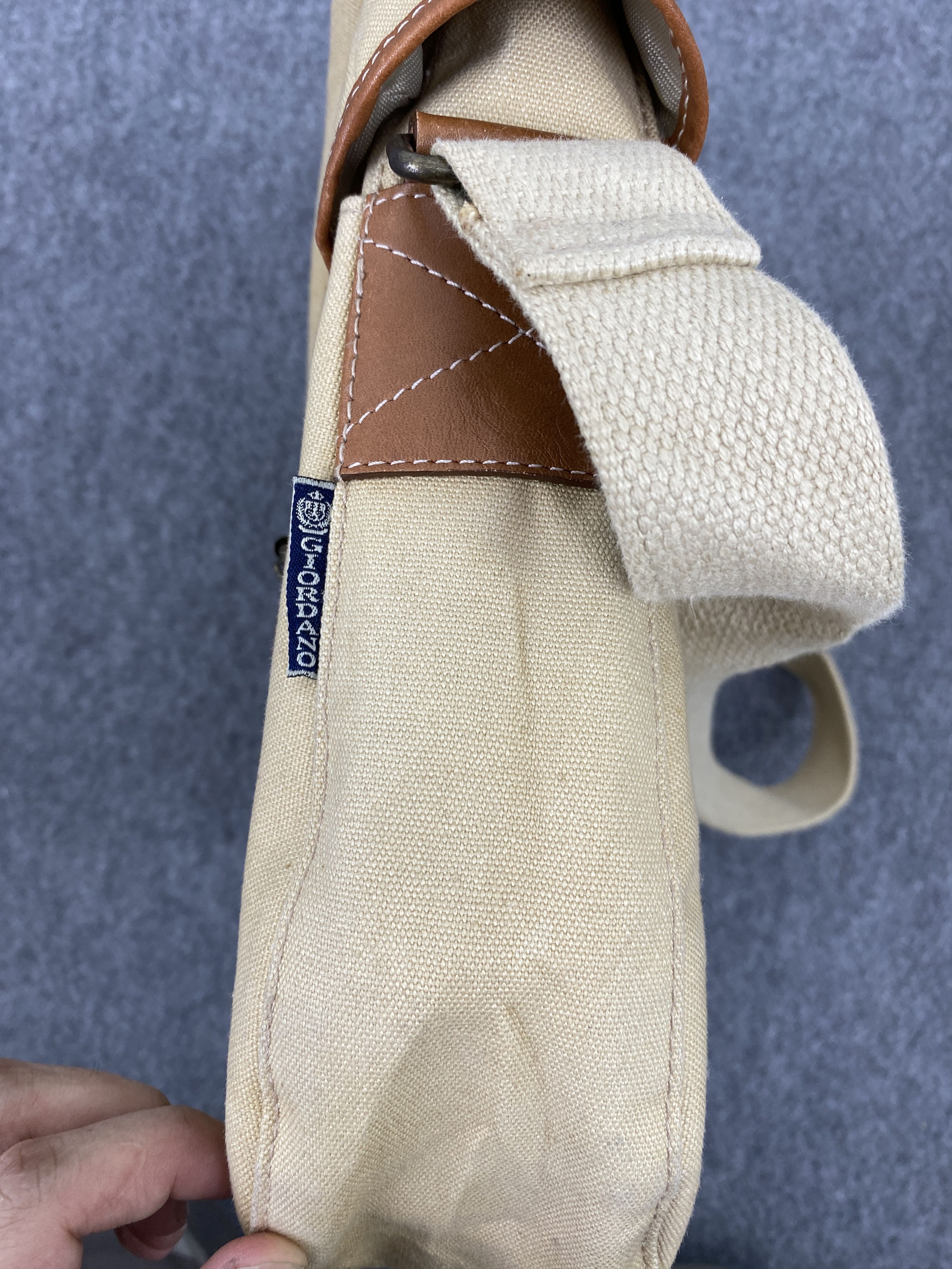 Giordano Vintage Giordano Canvas Leather Sling Bag BG0116 Size ONE SIZE - 16 Thumbnail